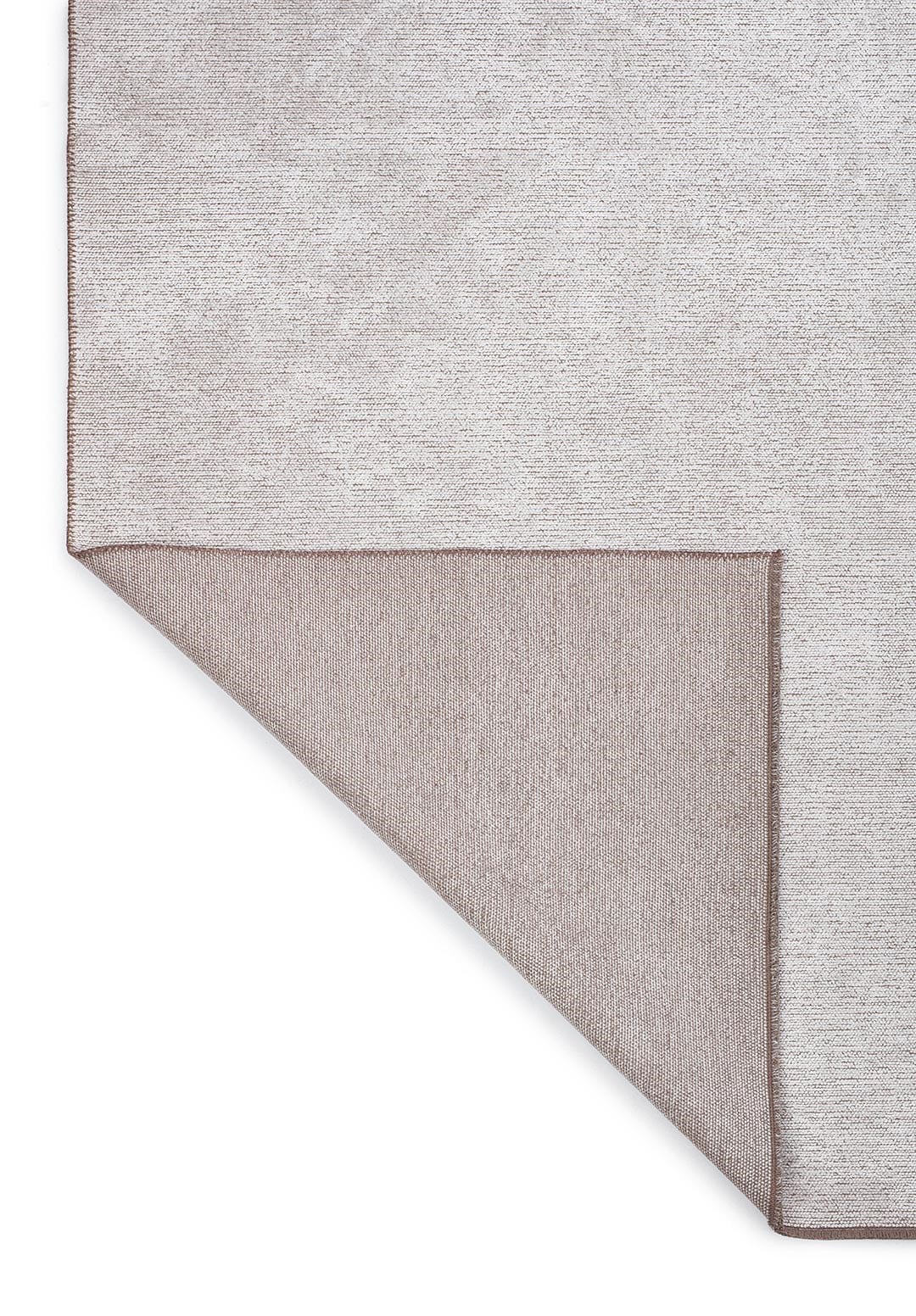 PLAIN WHITE (M) RUG - 3