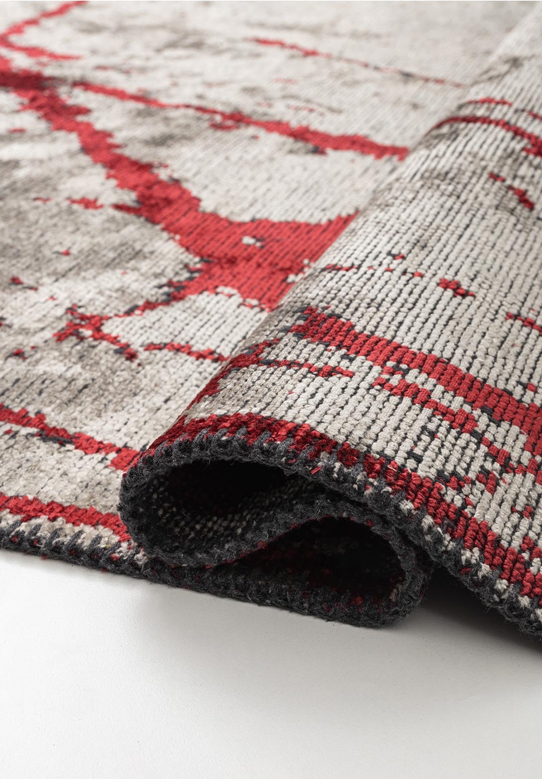 CRACK RED - CREAM RUG - 2