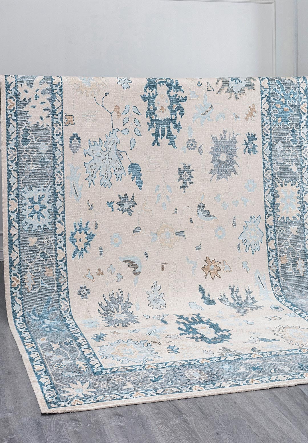 VIVIENNE LIGHT CREAM - PETROL - BLUE - ICE BLUE - CREAM - DARK BEIGE RUG - 4