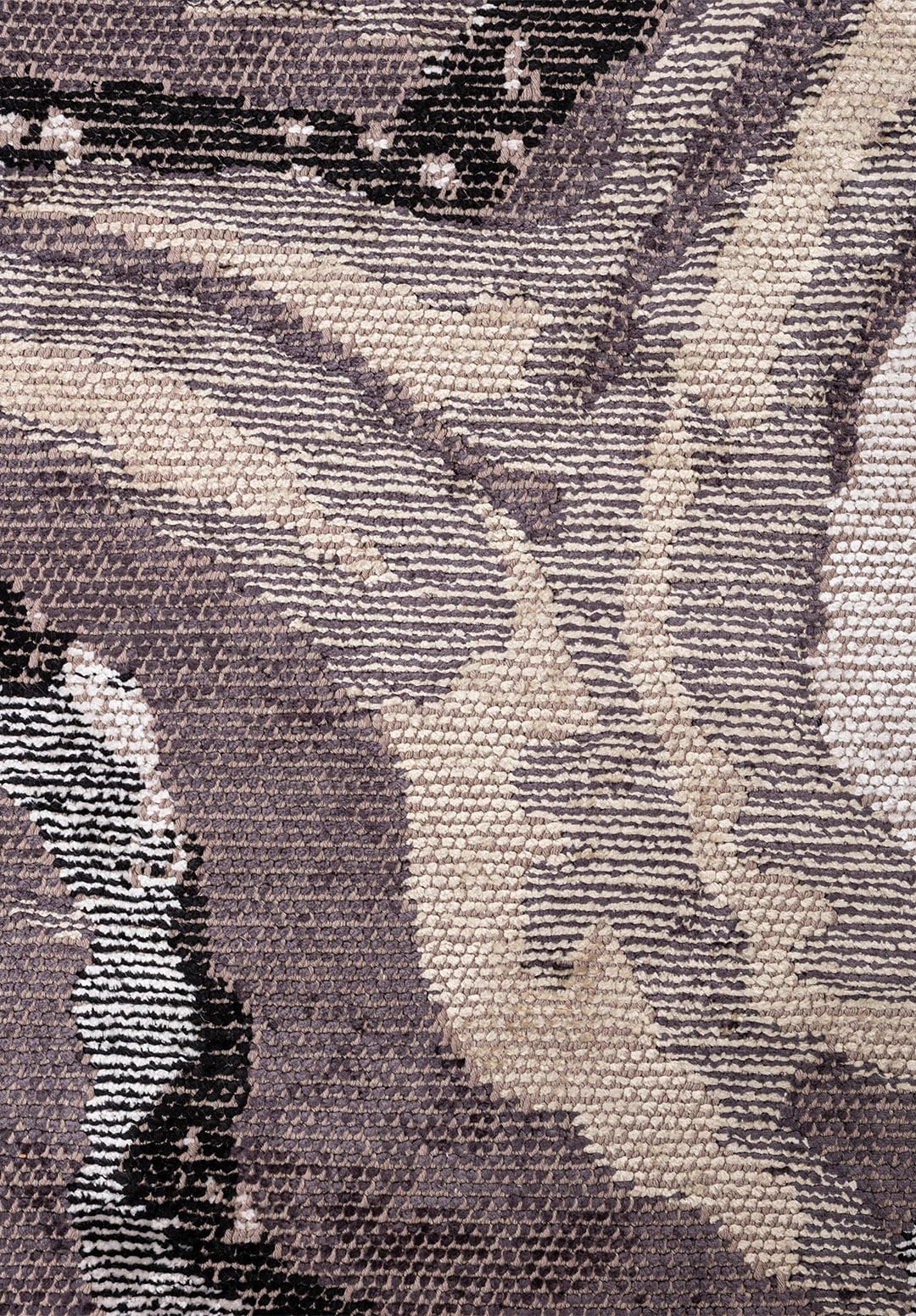 SMOKE BONE - BLACK - CHARCOAL - BEIGE RUG - 5