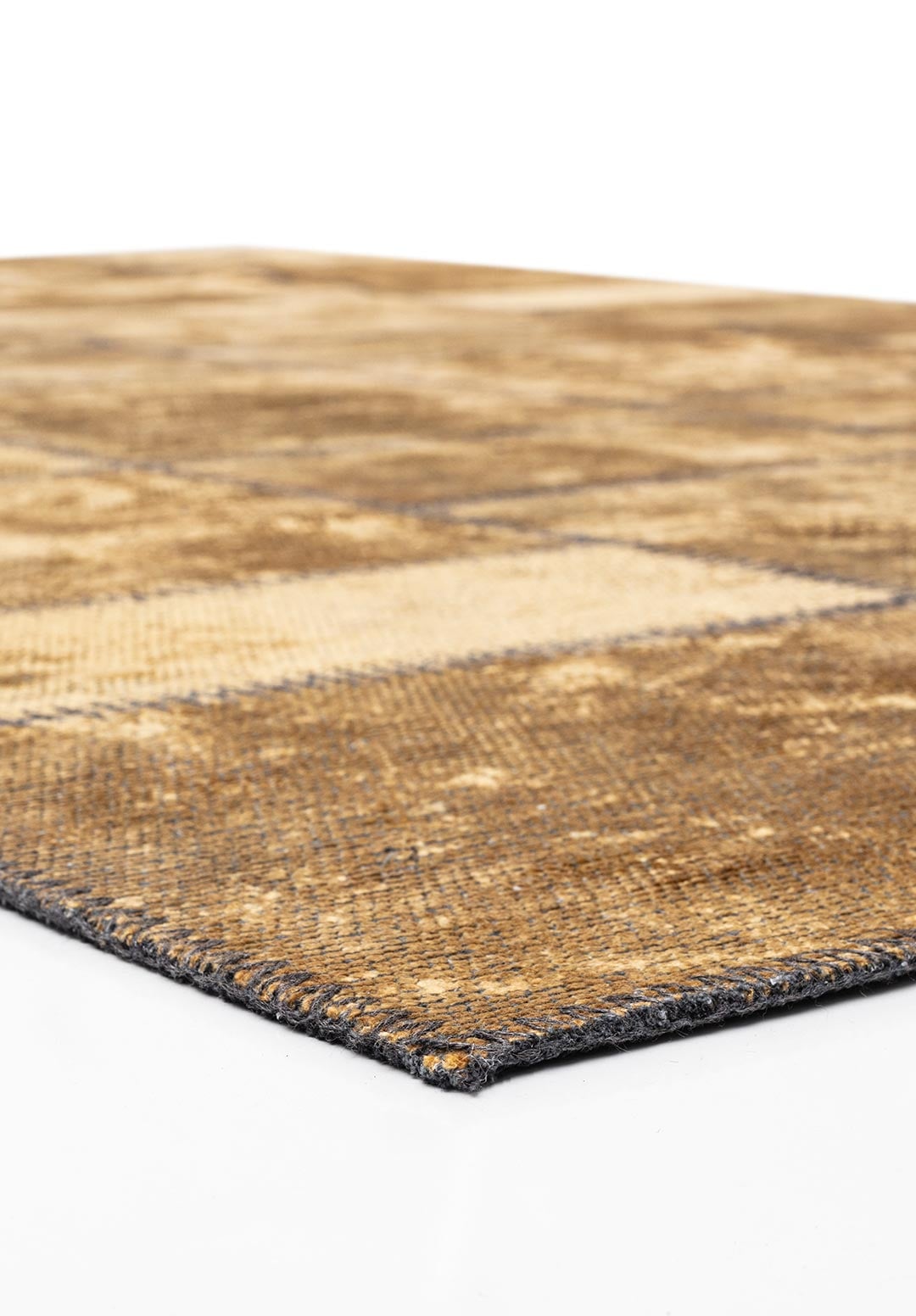PATCH GOLD RUG - 4