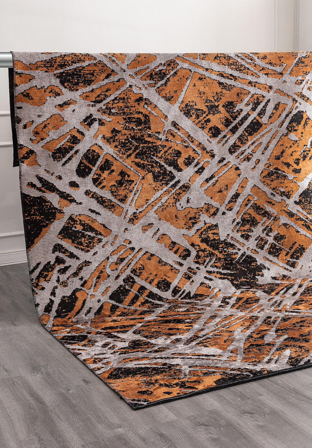 DUSSELDORF BLACK - TERRA - LIGHT GREY RUG - 4