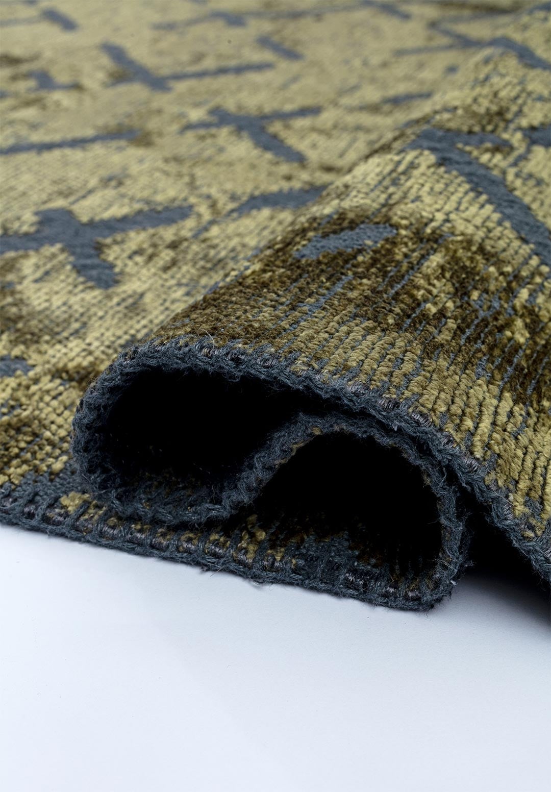 MYSTIQUE GREEN RUG - 2