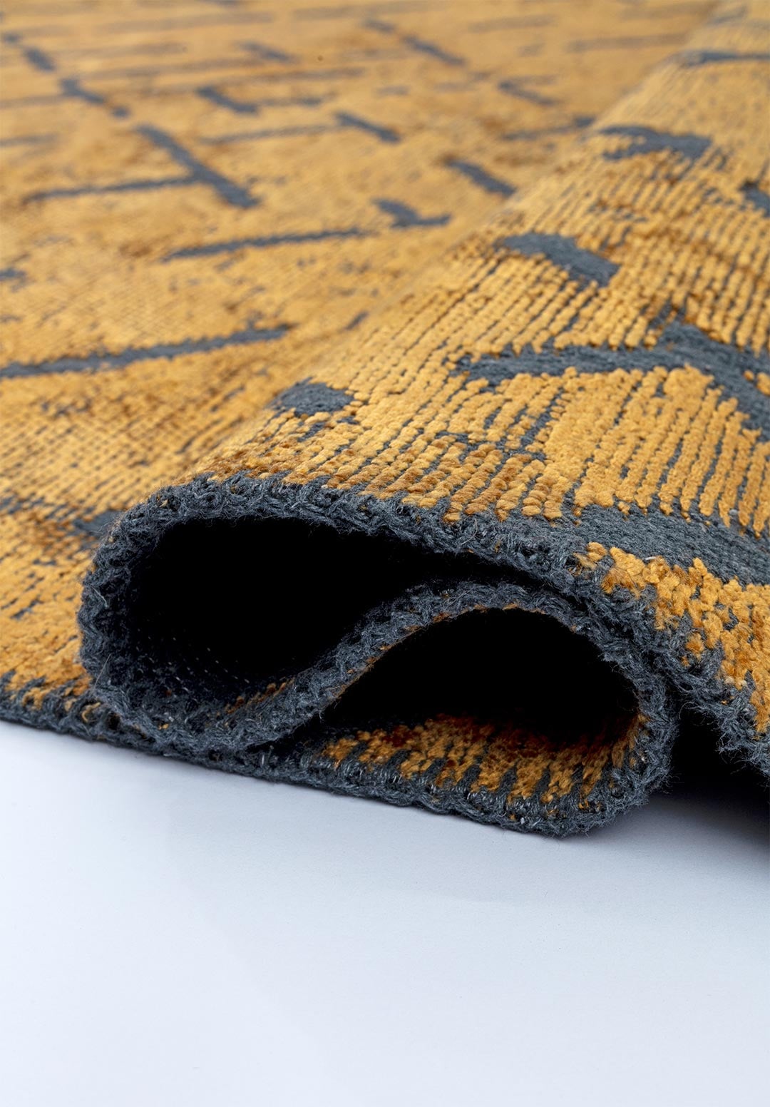 MYSTIQUE MUSTARD RUG - 2