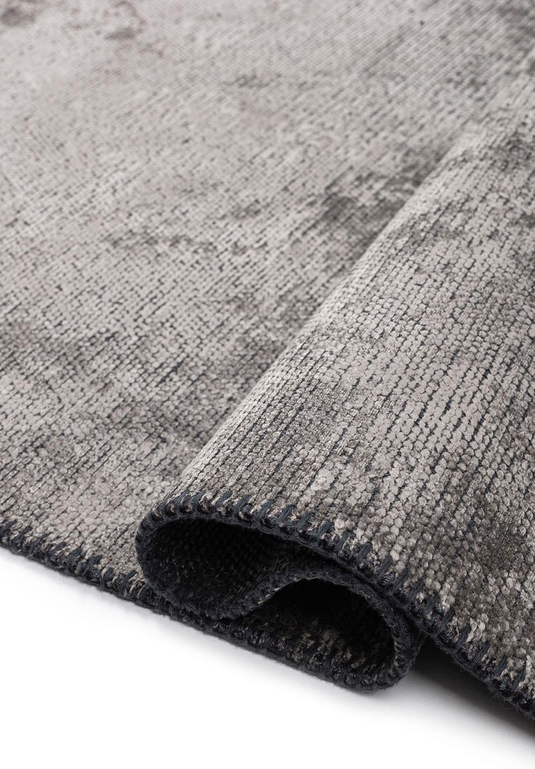 PLAIN CREAM (A) RUG - 2