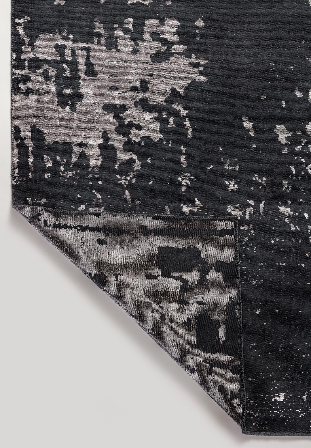 VERONA LIGHT GREY - MATTE BLACK RUG - 3