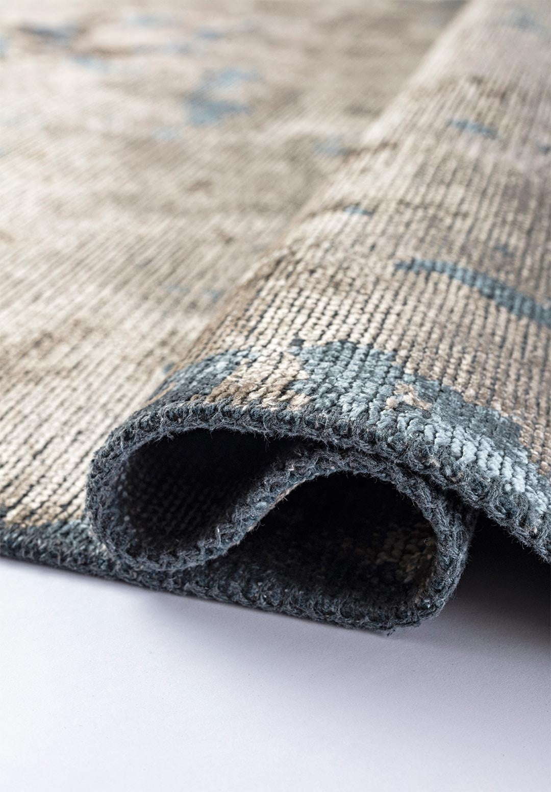 VERONA BLUE - BEIGE RUG - 2