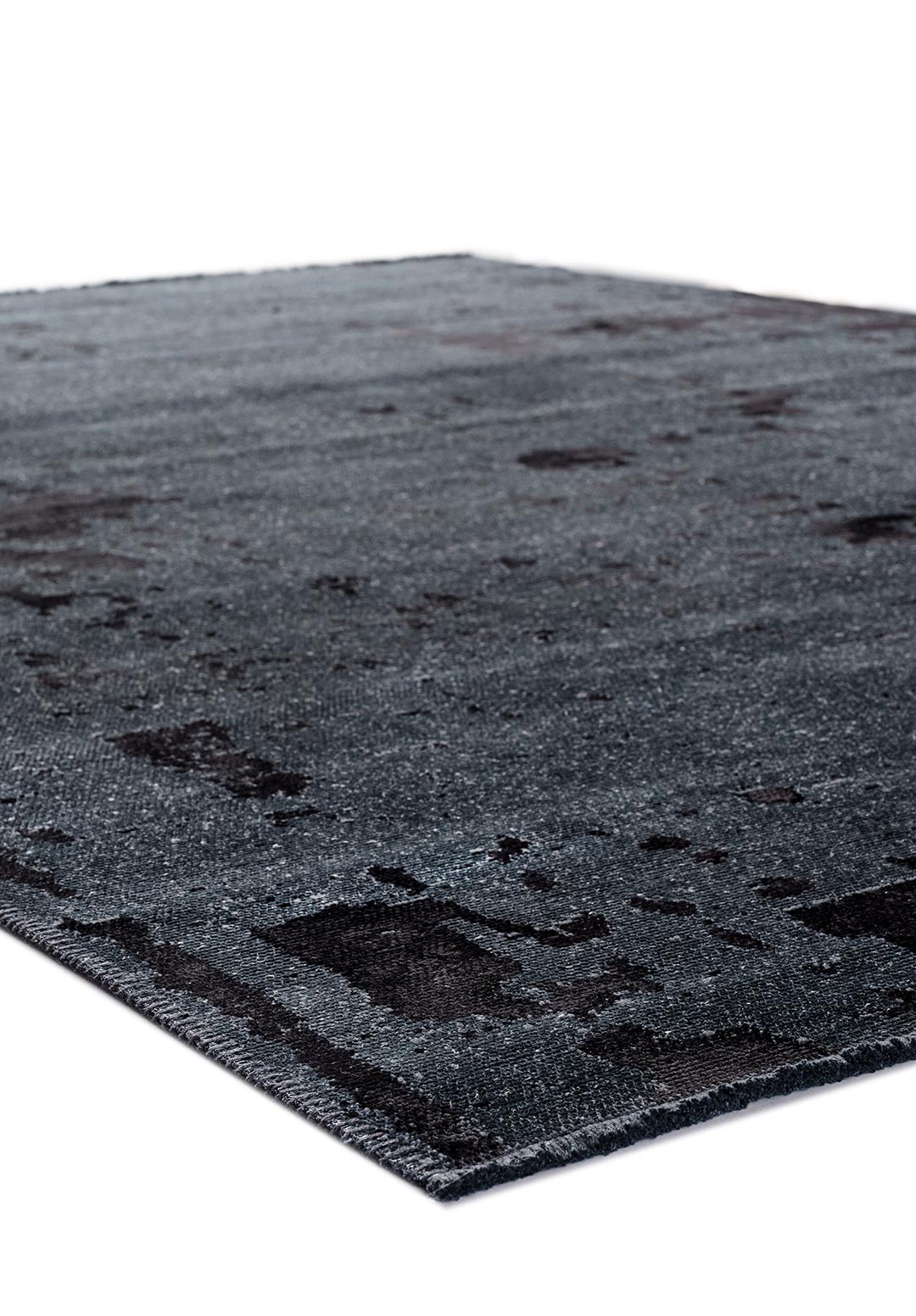 VERONA BLACK - MATTE BLACK RUG - 4