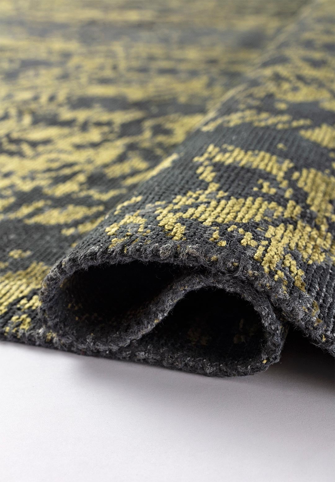 TERAMO MATTE BLACK - GREEN RUG - 2