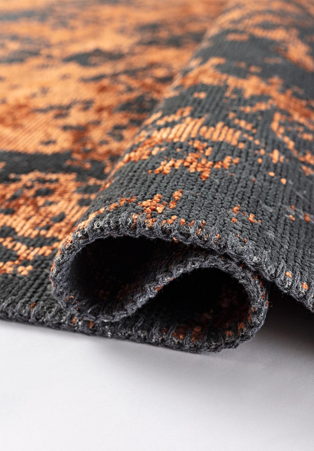 NOSTALGIA MATTE BLACK - TERRA RUG - 2