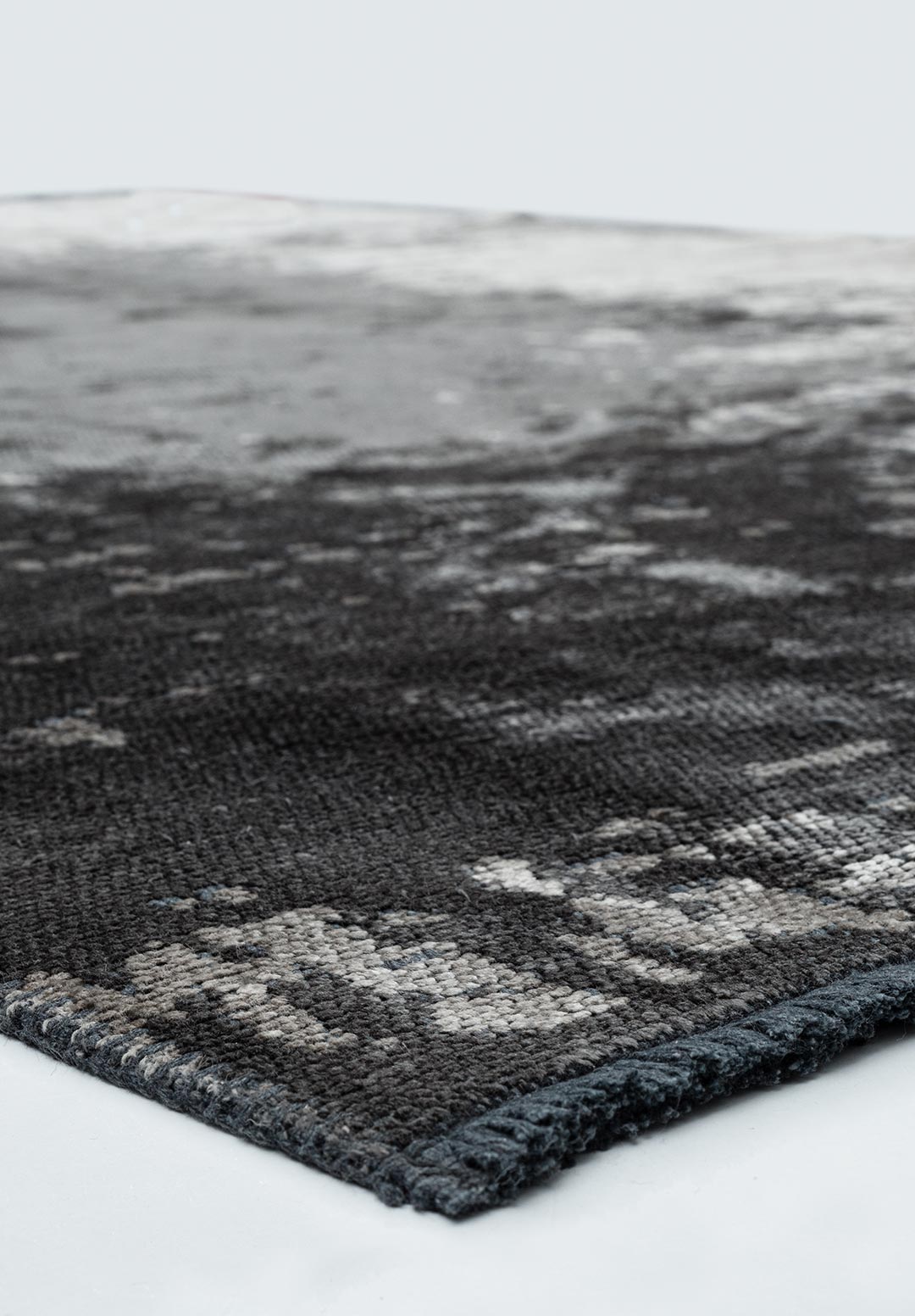 PAINT ANTHRACITE - BEIGE RUG - 4