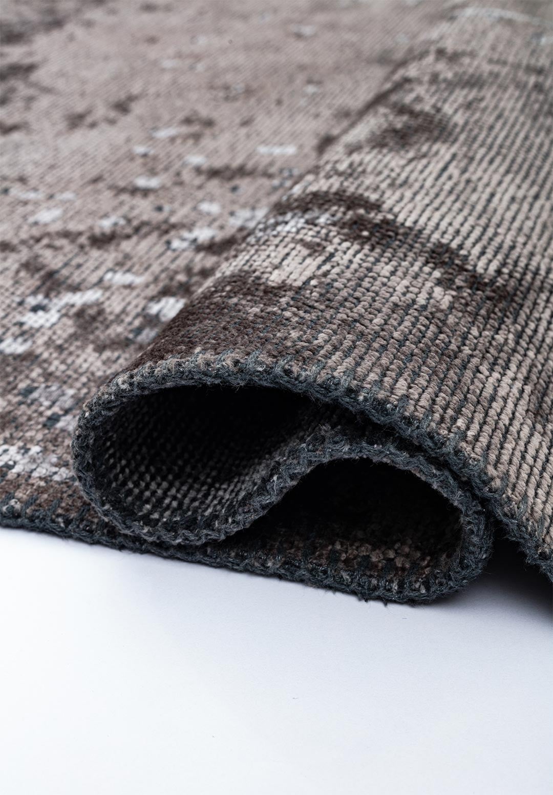 PAINT DARK GREY - LIGHT GREY RUG - 2