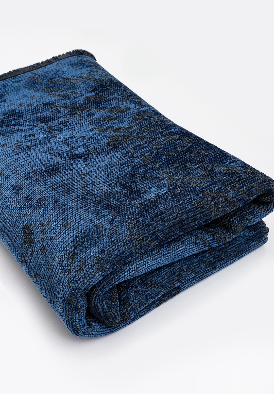 RUSTIC NAVY BLUE - MATTE BLACK RUG - 4