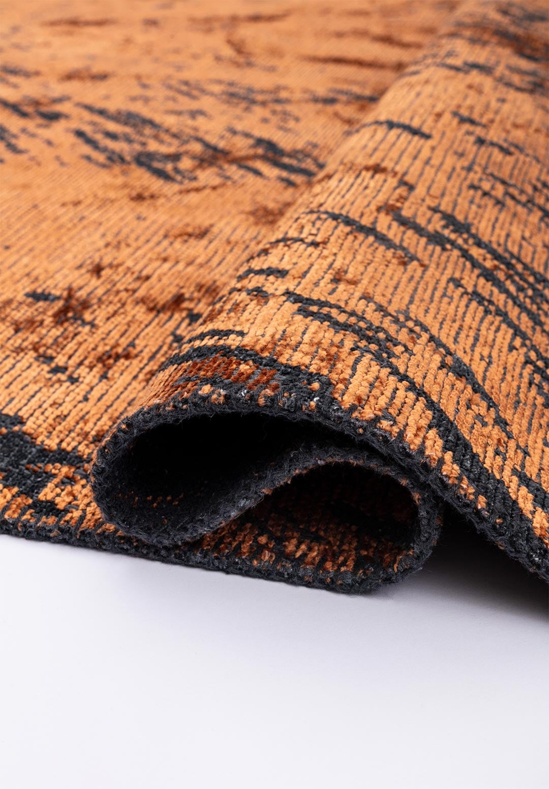 RUSTIC TERRA - MATTE BLACK RUG - 2
