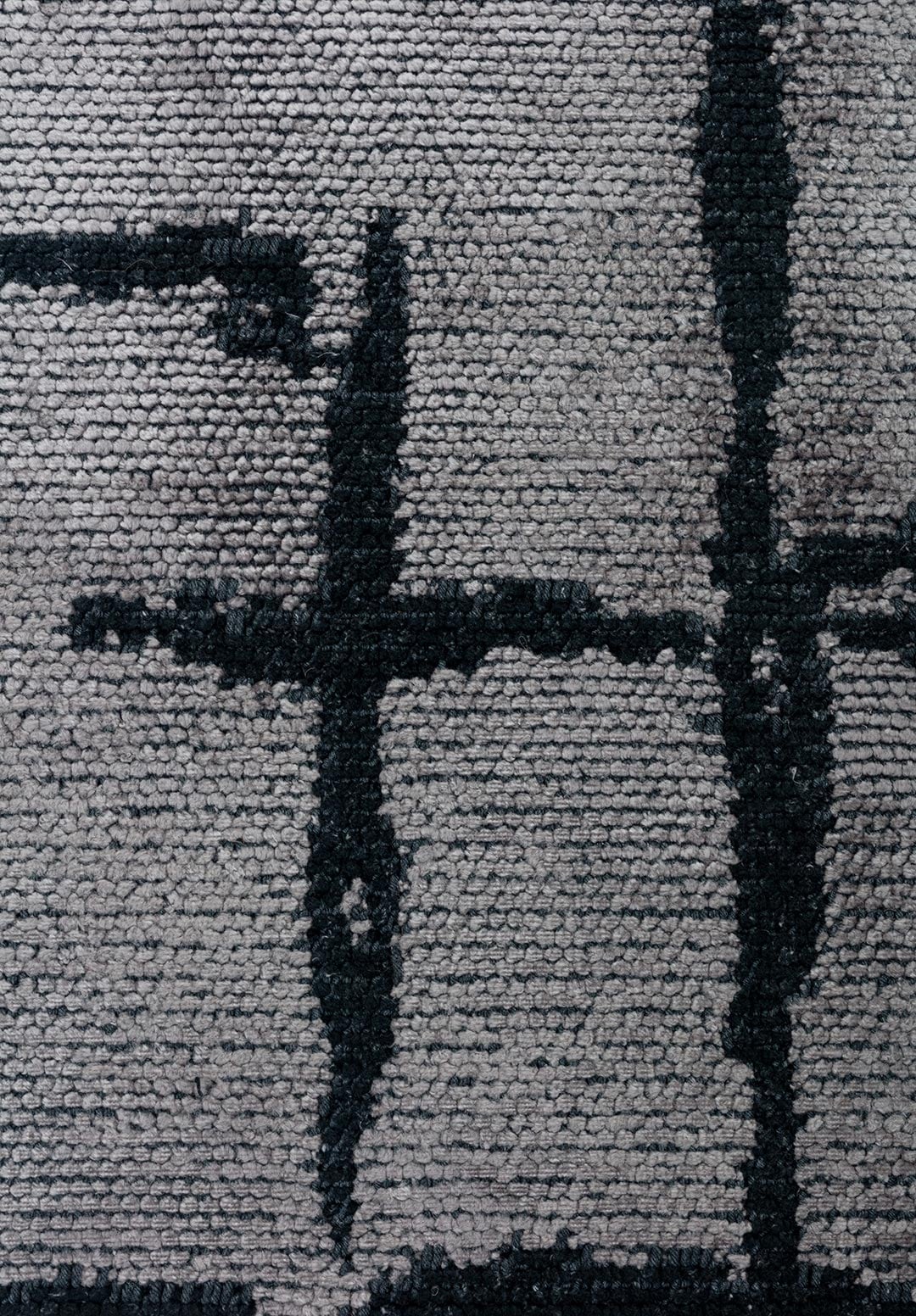 MARK BLACK - LIGHT GREY RUG - 5