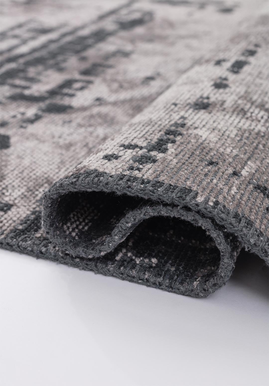SPACE LIGHT GREY - MATTE BLACK RUG - 2