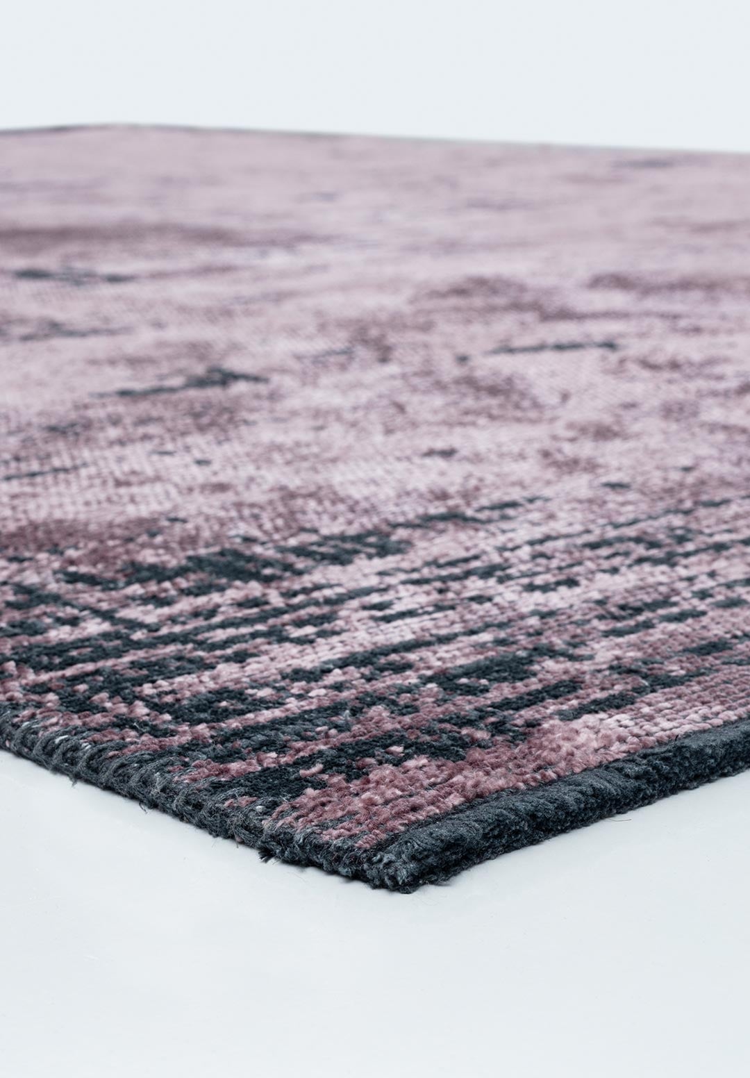 SPACE DAMSON - MATTE BLACK RUG - 4