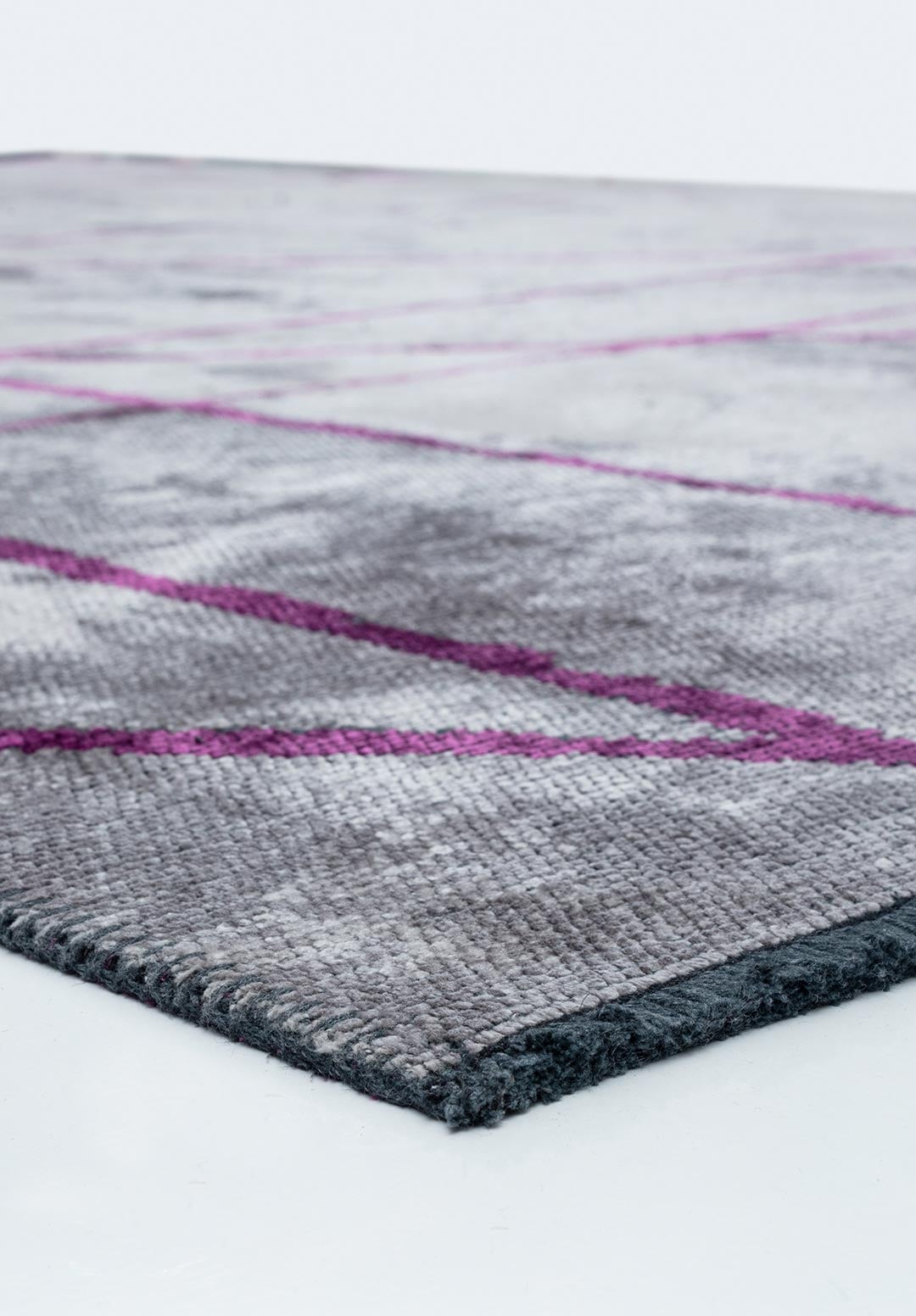 GRID LIGHT GREY - PURPLE RUG - 4