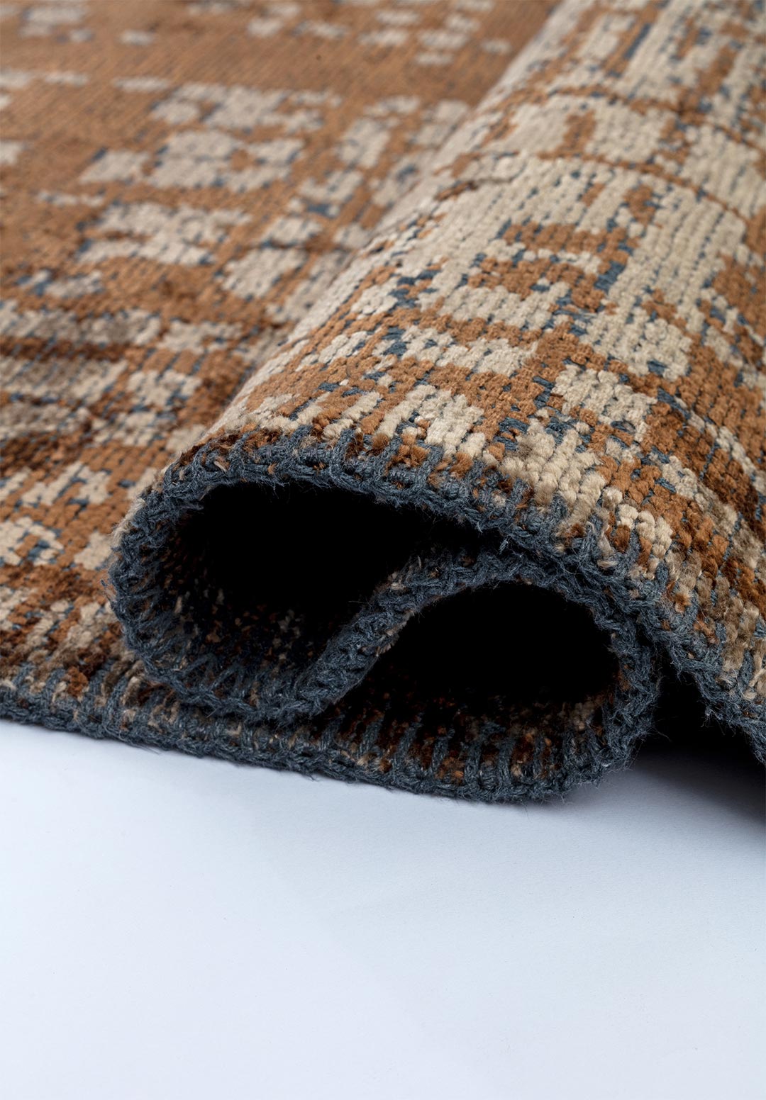PIXEL CACAO - DARK BEIGE RUG - 2