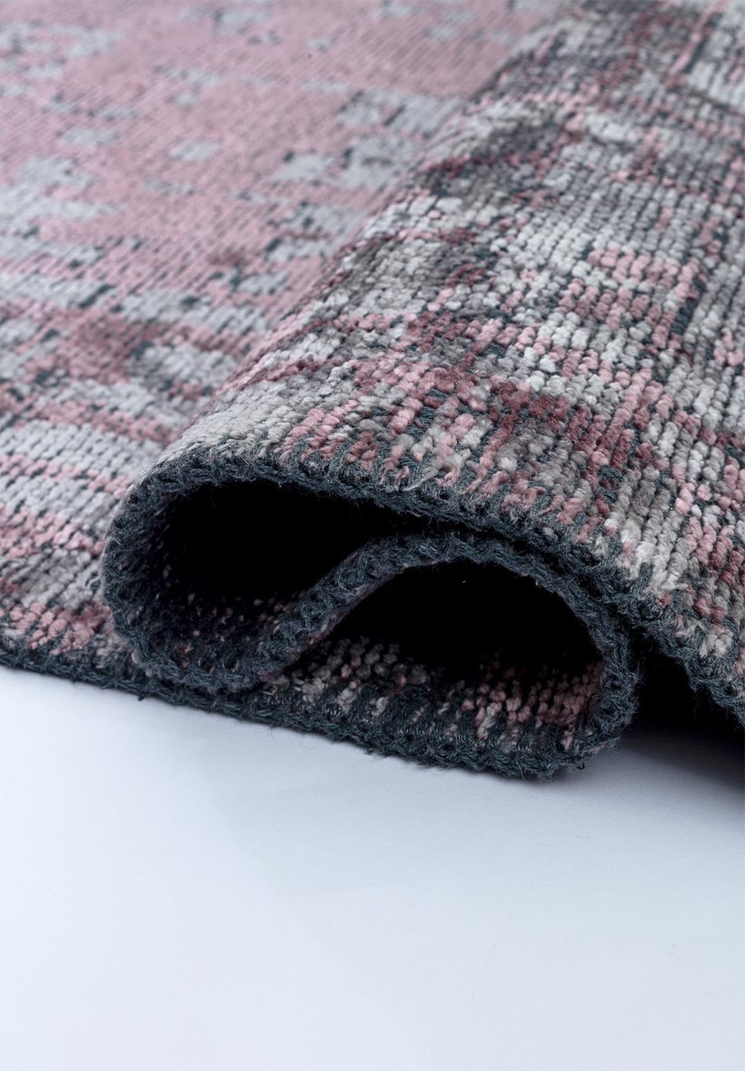 PIXEL DAMSON - LIGHT GREY RUG - 2