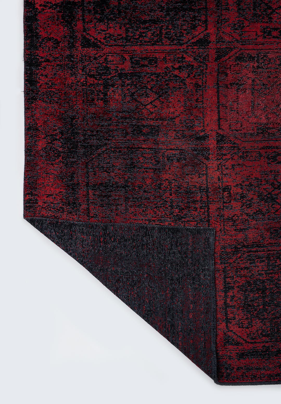 TILE BLACK - RED RUG - 3