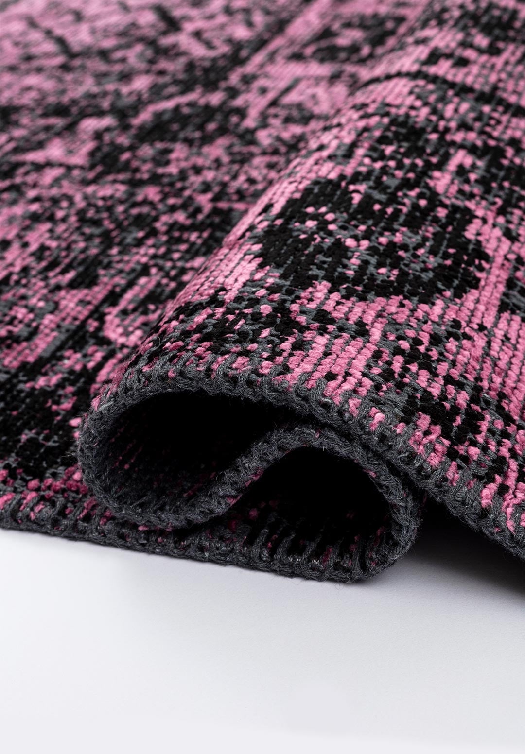 TILE BLACK - PINK RUG - 2