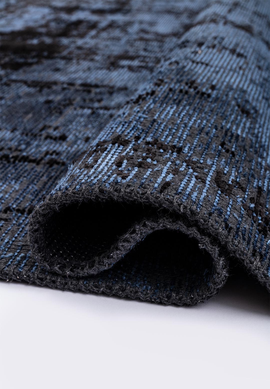 DISCRETE BLACK - NAVY BLUE RUG - 2