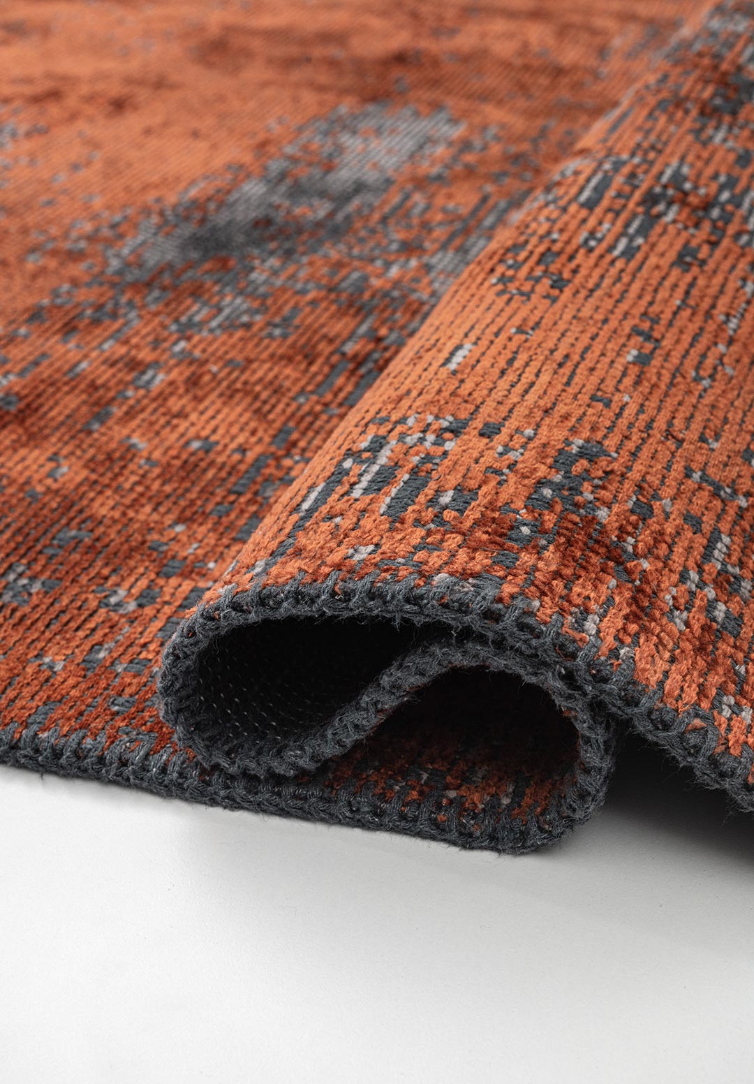 SURFACE GREY - RUST RUG - 2