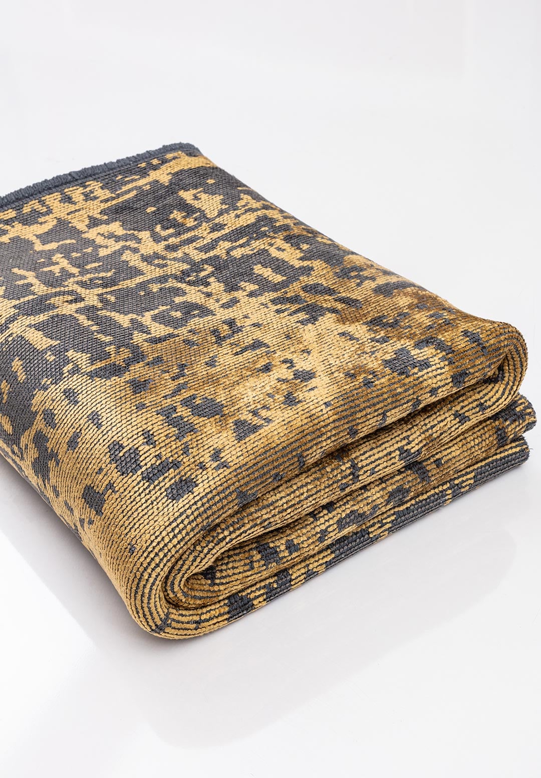SPARK ANTHRACITE - GOLD RUG - 4