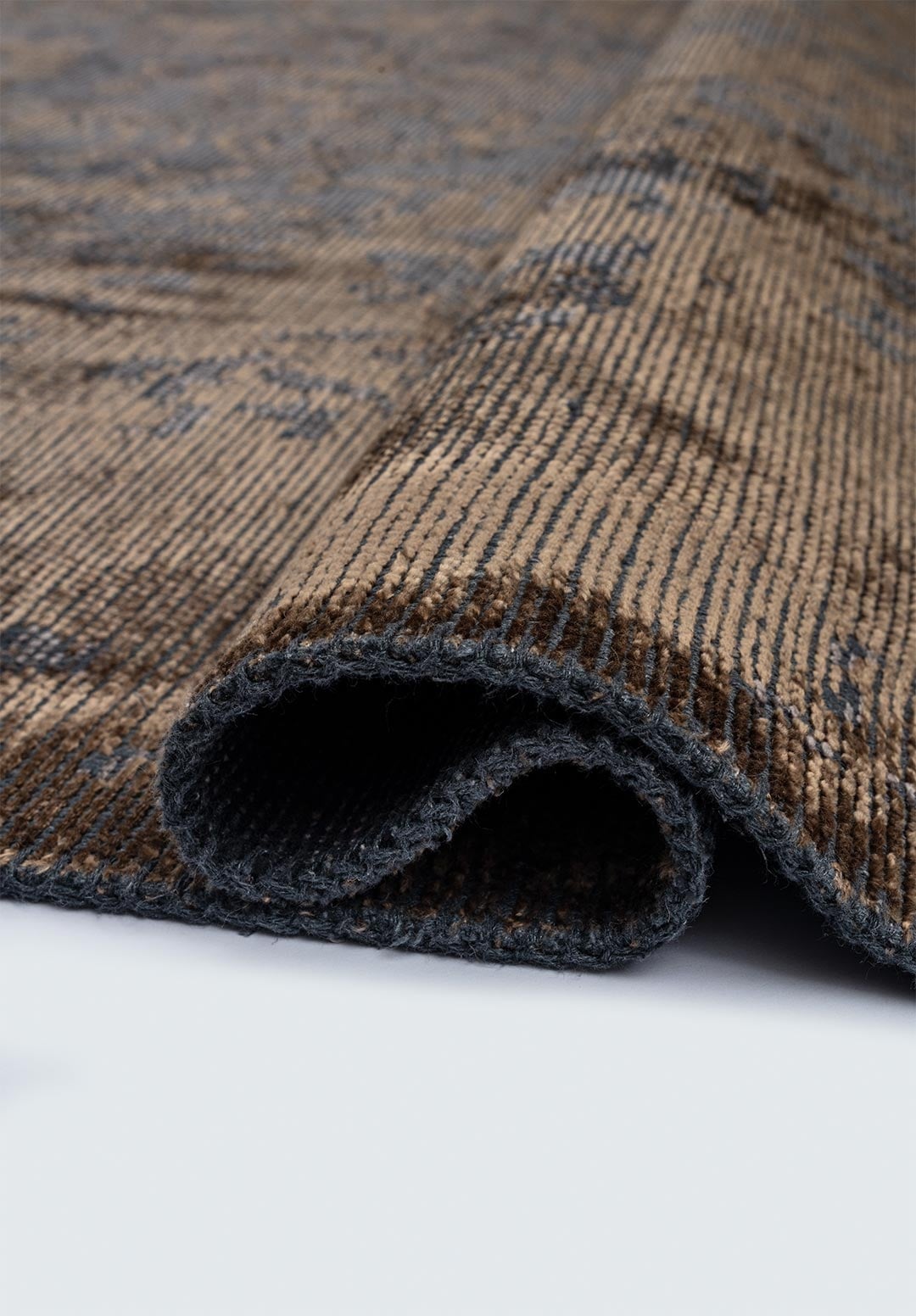 SEAL DARK GREY - MINK RUG - 2