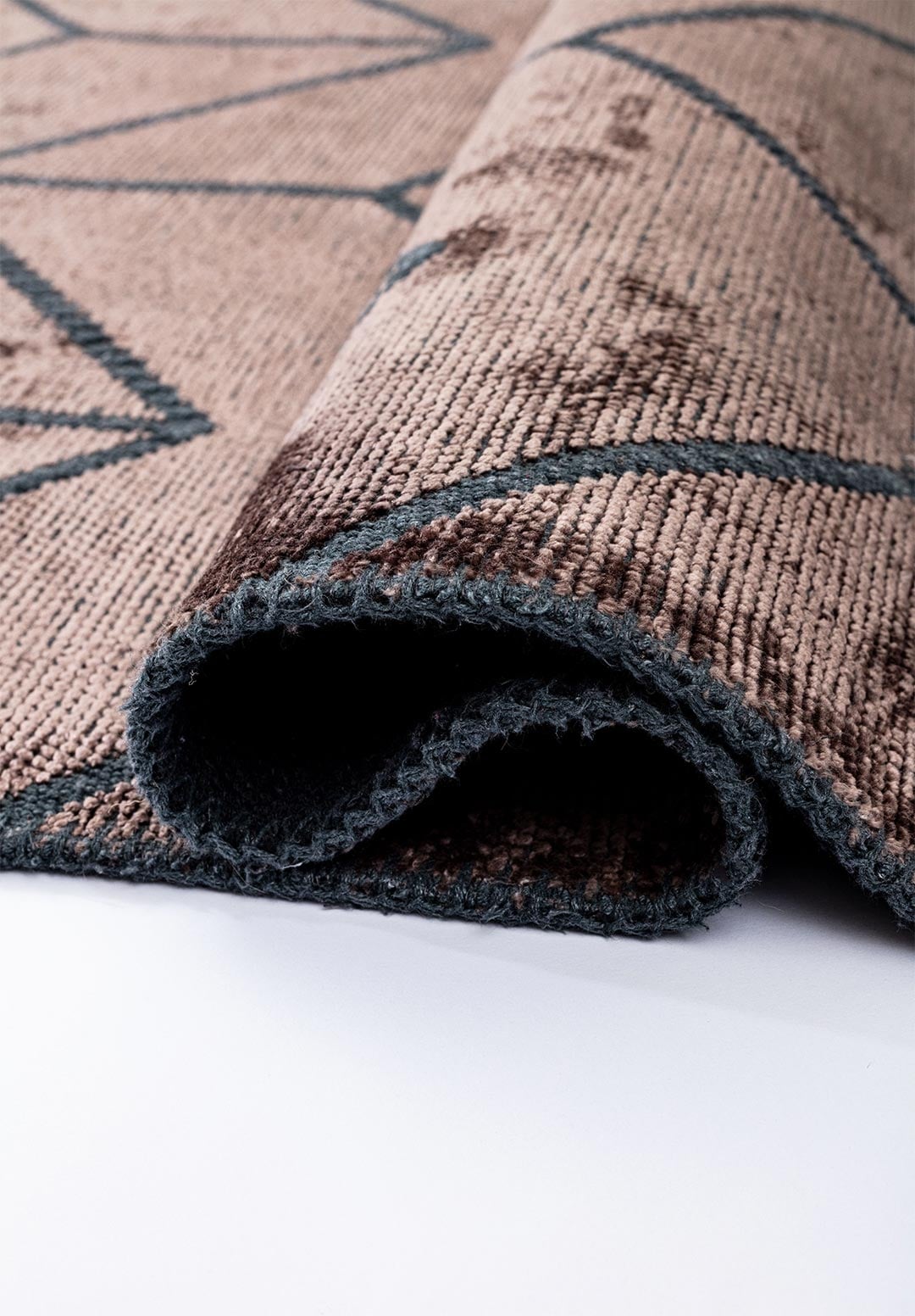ARROW DARK MINK RUG - 2