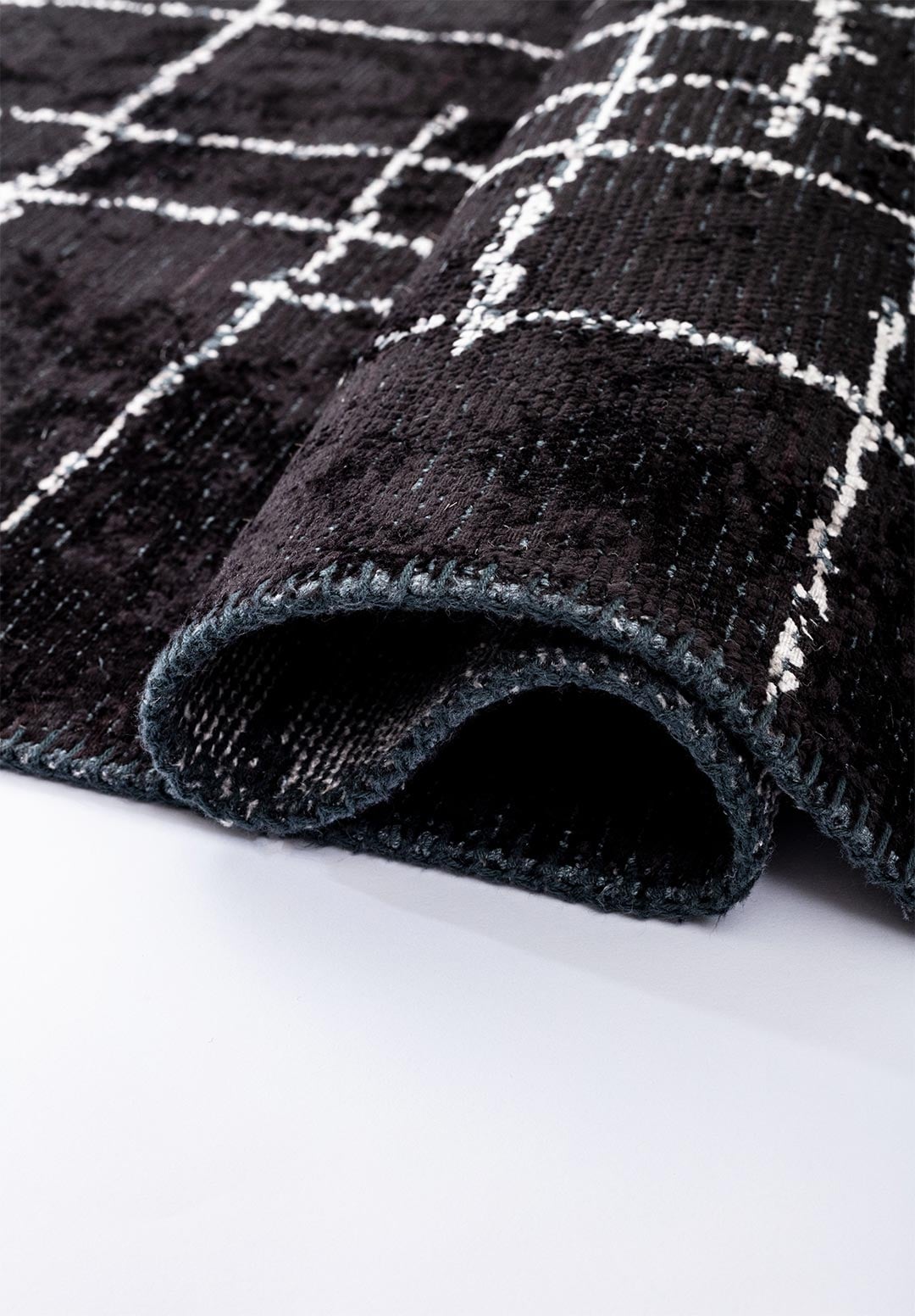 DENT BLACK - LIGHT CREAM RUG - 2
