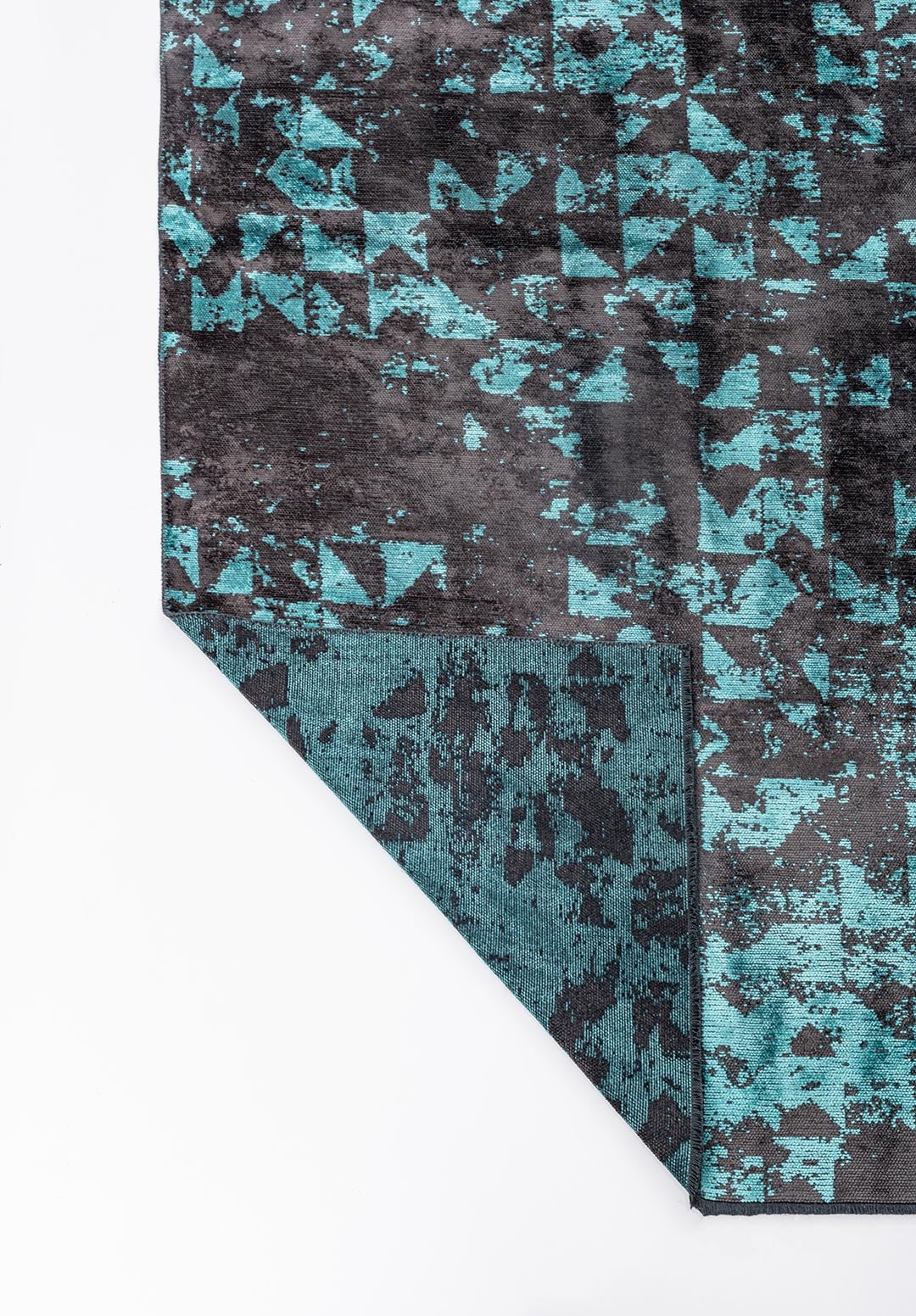 TRIANGLE CHARCOAL - TURQUOISE RUG - 3