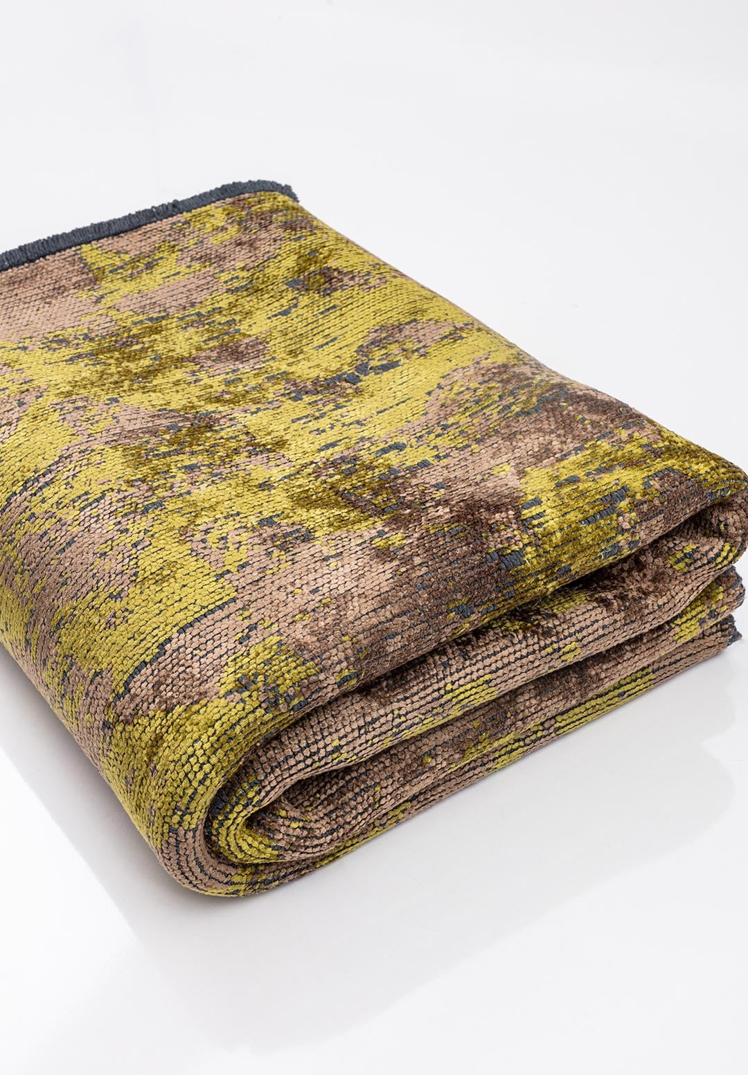 TRIANGLE LIGHT BROWN - KIWI RUG - 4