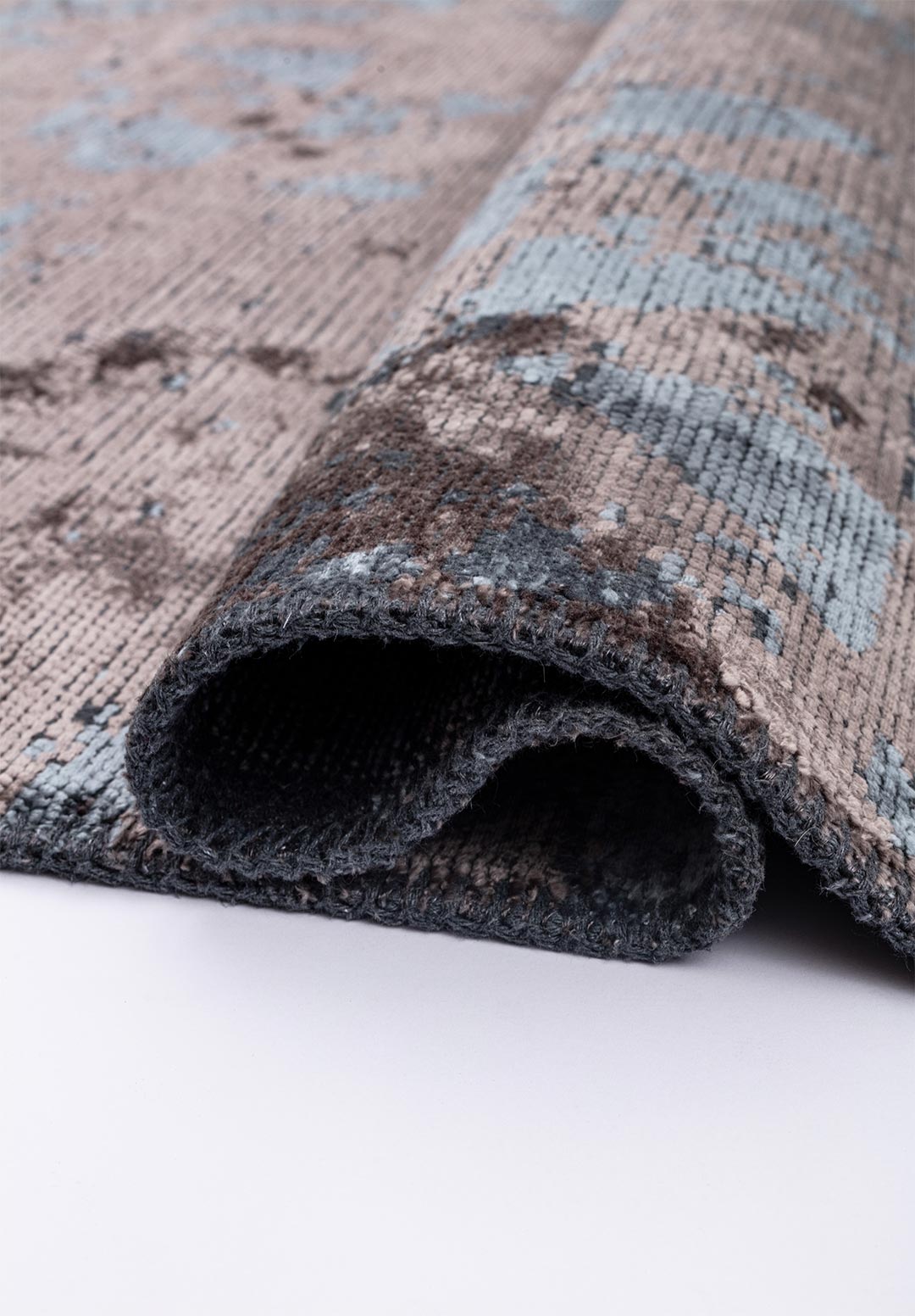 TRIANGLE DARK GREY - BLUE RUG - 2