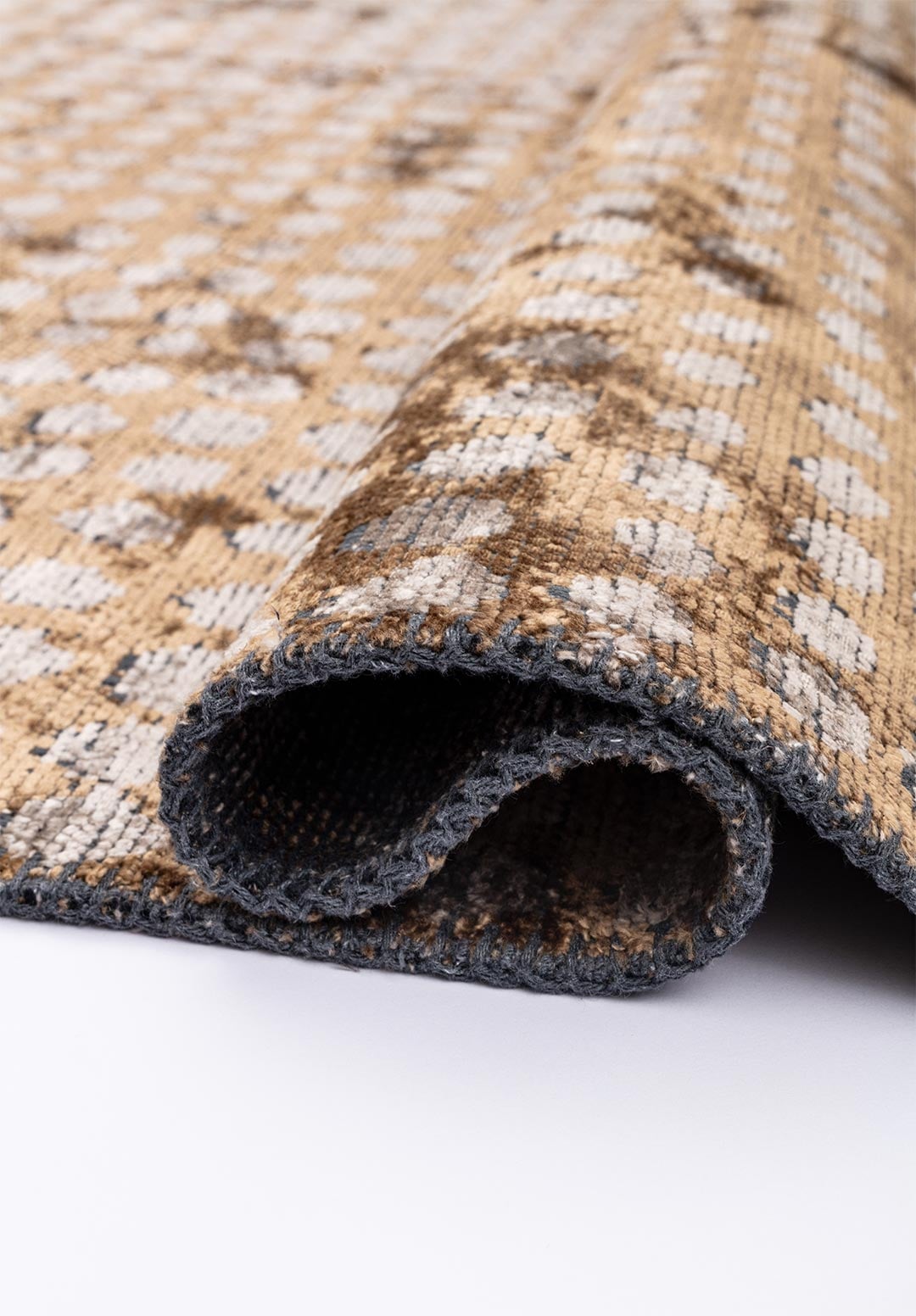 DOTS LIGHT BROWN - BEIGE RUG - 2