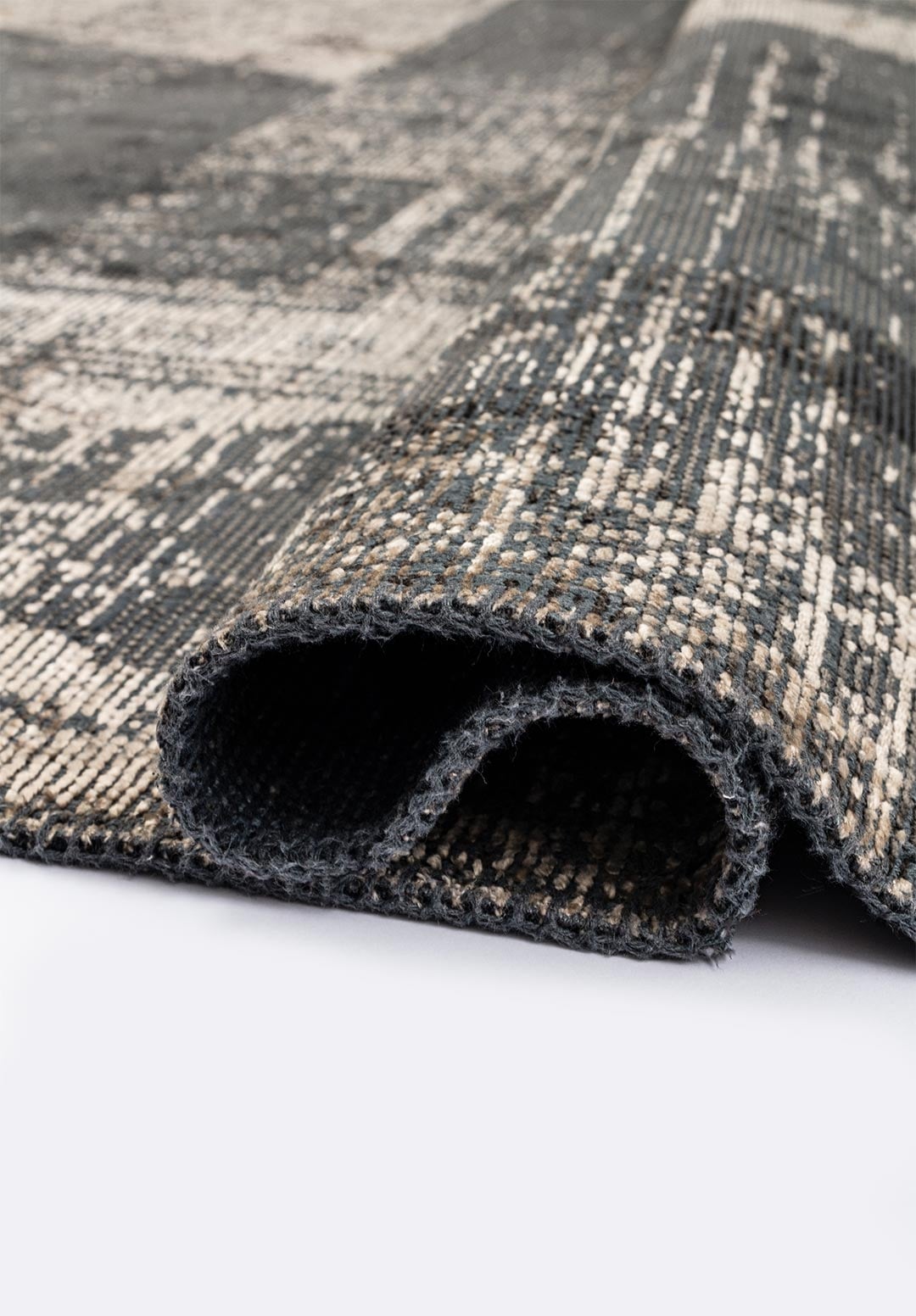 SHARP BEIGE - ANTHRACITE RUG - 2