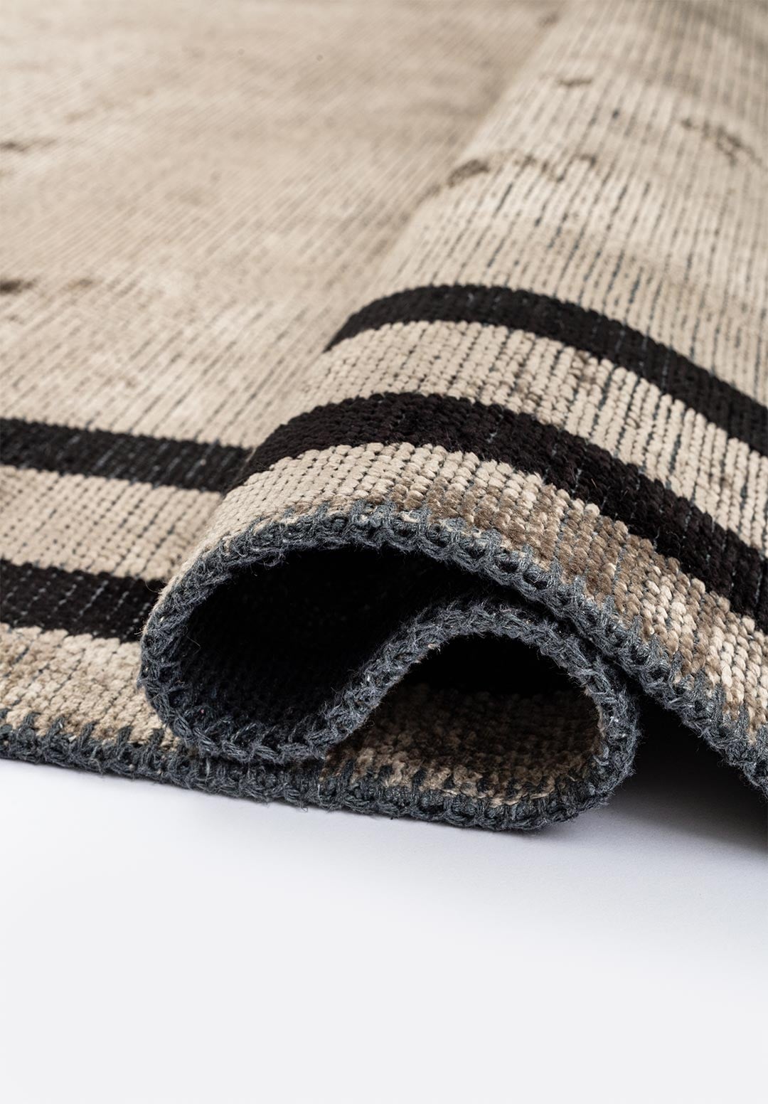 TWIST NOUGAT - BLACK RUG - 2