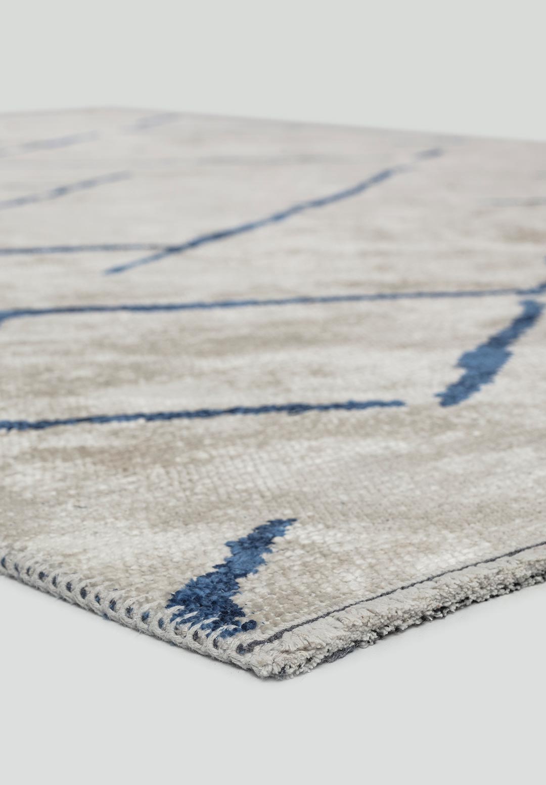 WAVE NAVY BLUE - ECRU RUG - 4