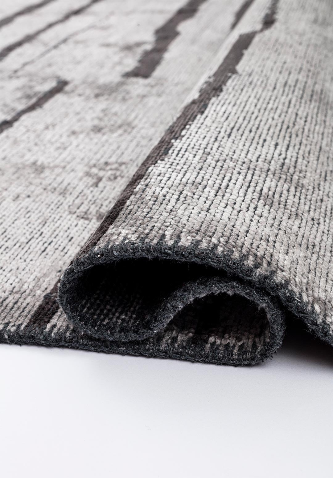 FLOW CHARCOAL - GREY RUG - 2