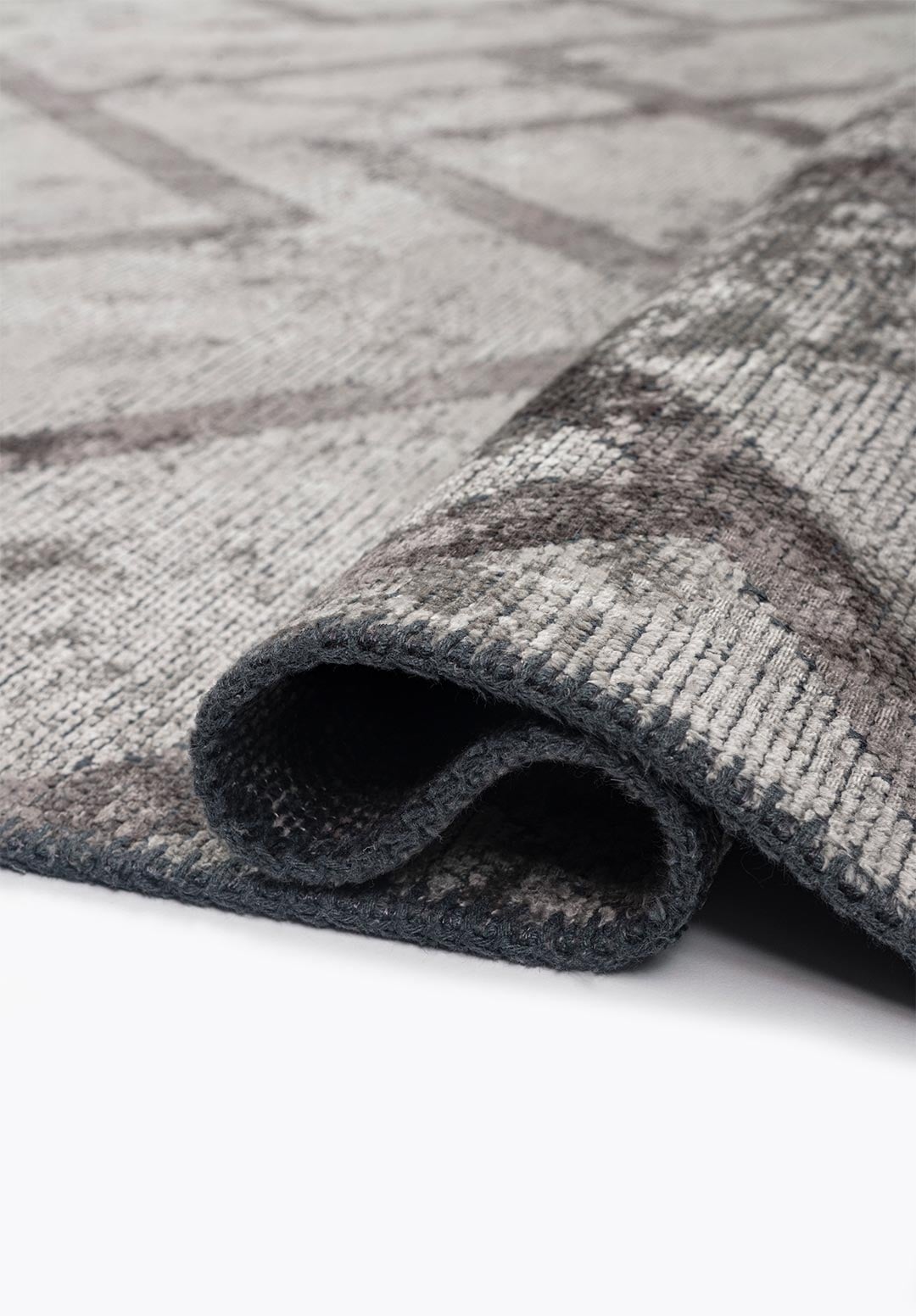 CHANNEL LIGHT GREY - DARK GREY RUG - 2