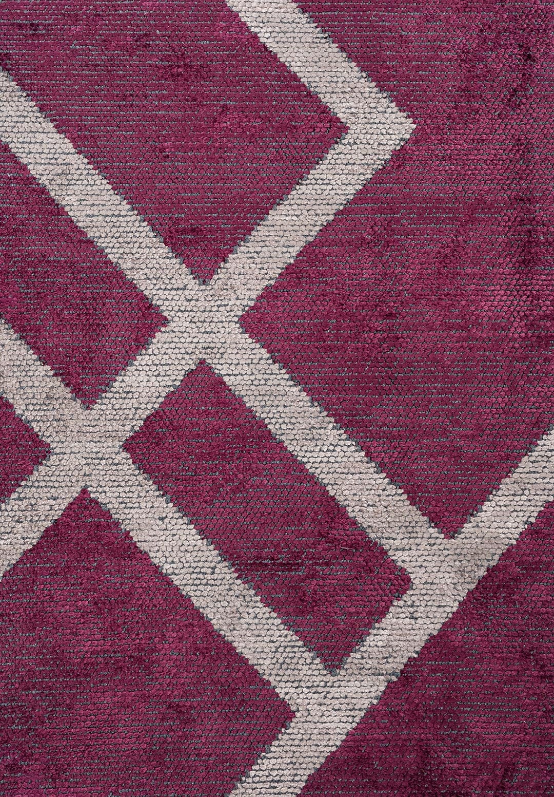 CHANNEL DARK DAMSON - DARK GREY RUG - 5