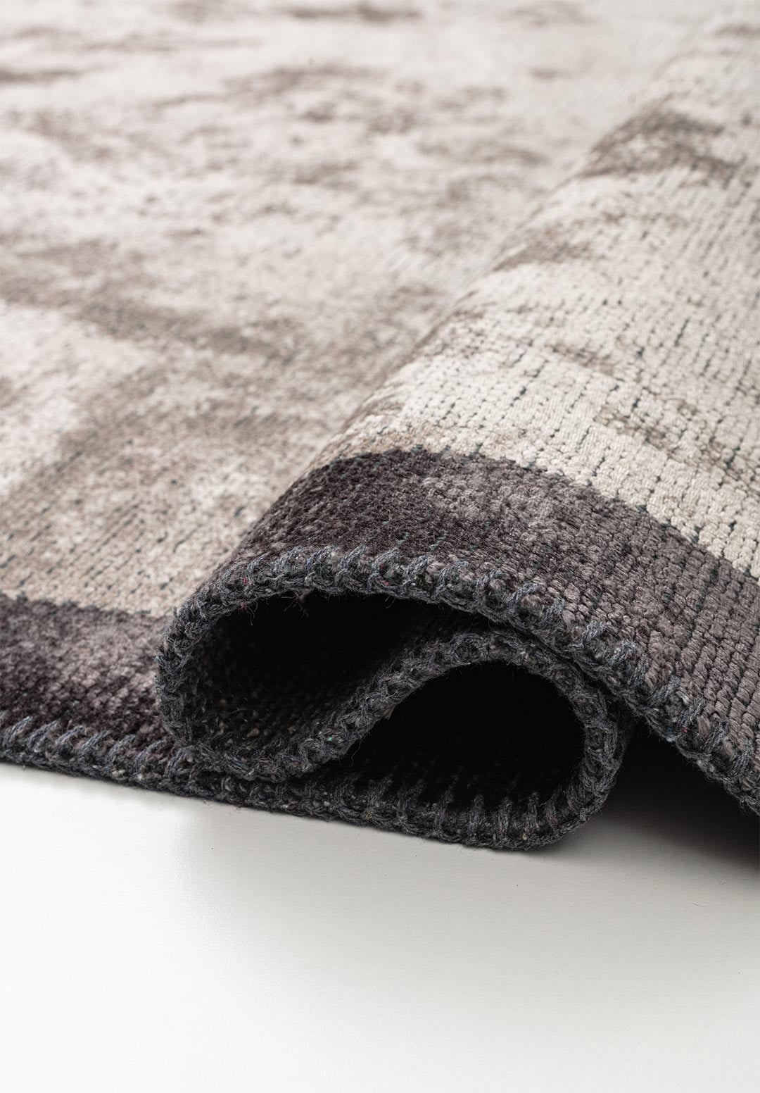 SPOT CHARCOAL - CREAM RUG - 2