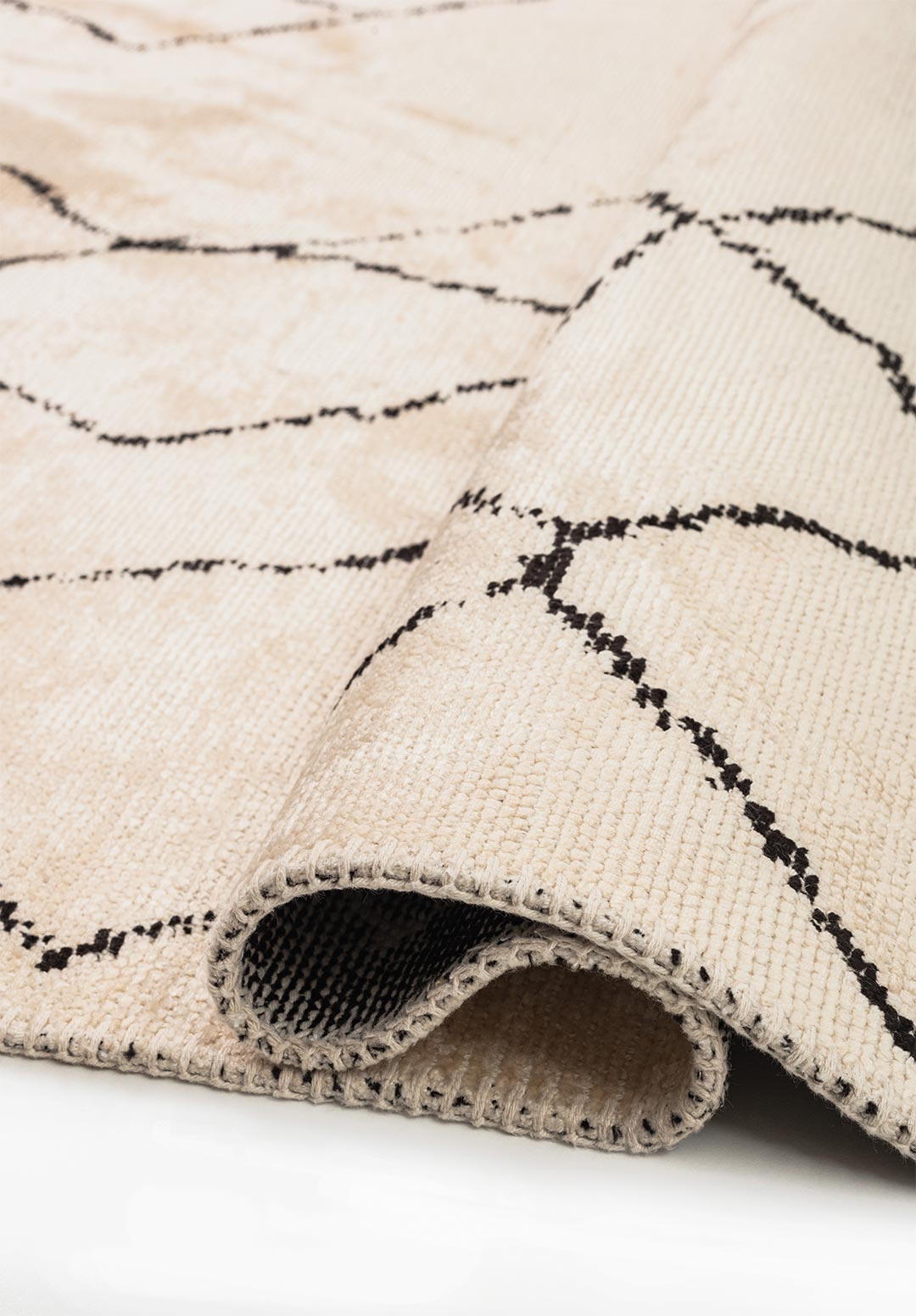 ETHNIC BLACK - ECRU RUG - 2