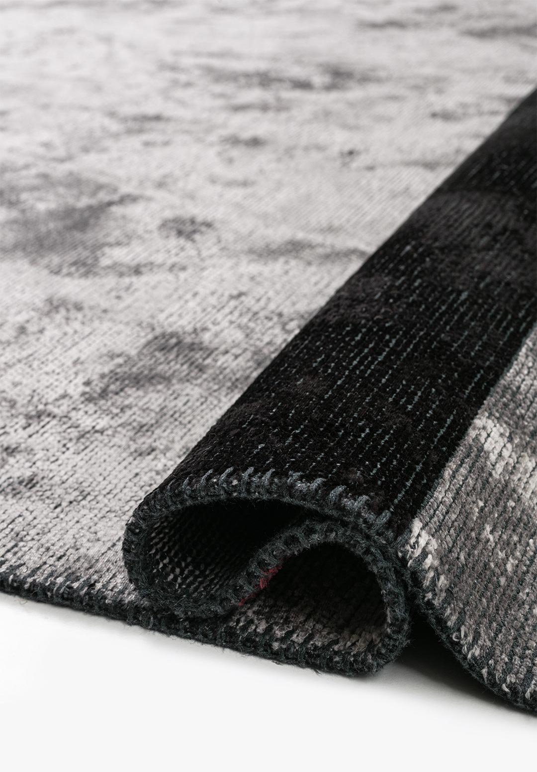 ZONE BLACK - RED - LIGHT GREY RUG - 2