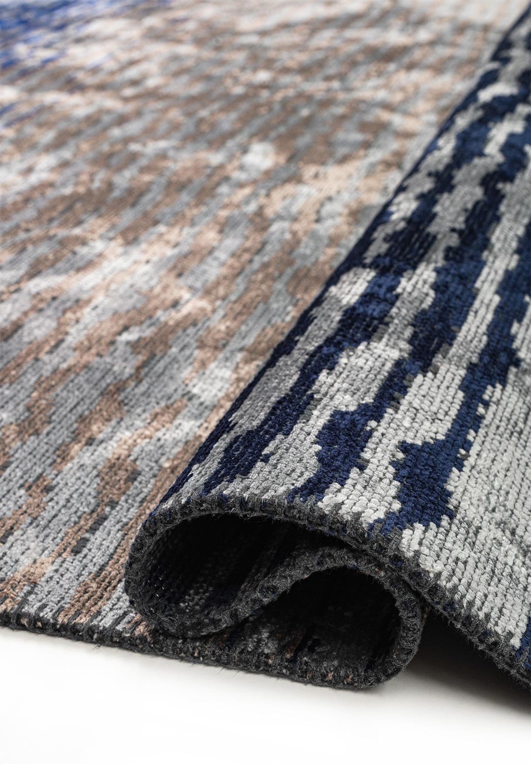 MAUI DARK NAVY - NOUGAT - SAX BLUE - TURQUOISE - ICE BLUE RUG - 2