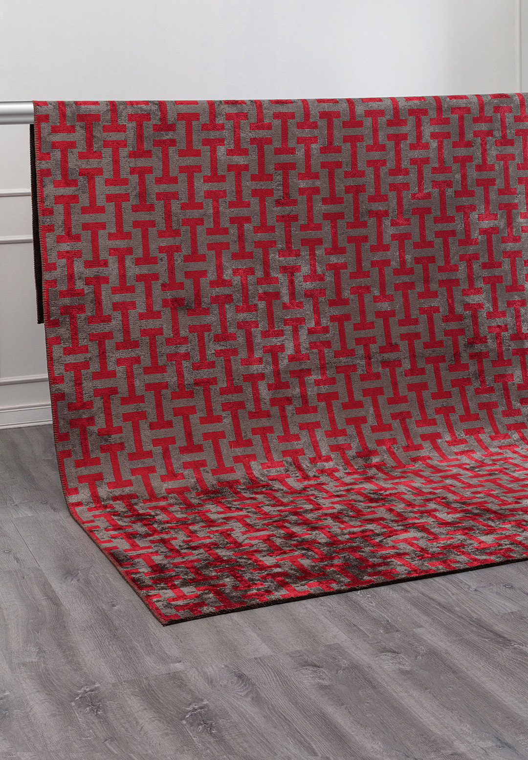 TIFFANY ANTHRACITE - RED RUG - 4