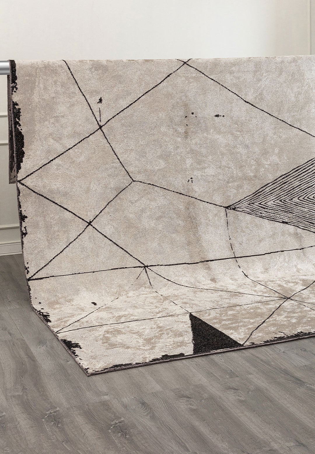 ASTRO BLACK - BONE RUG - 4