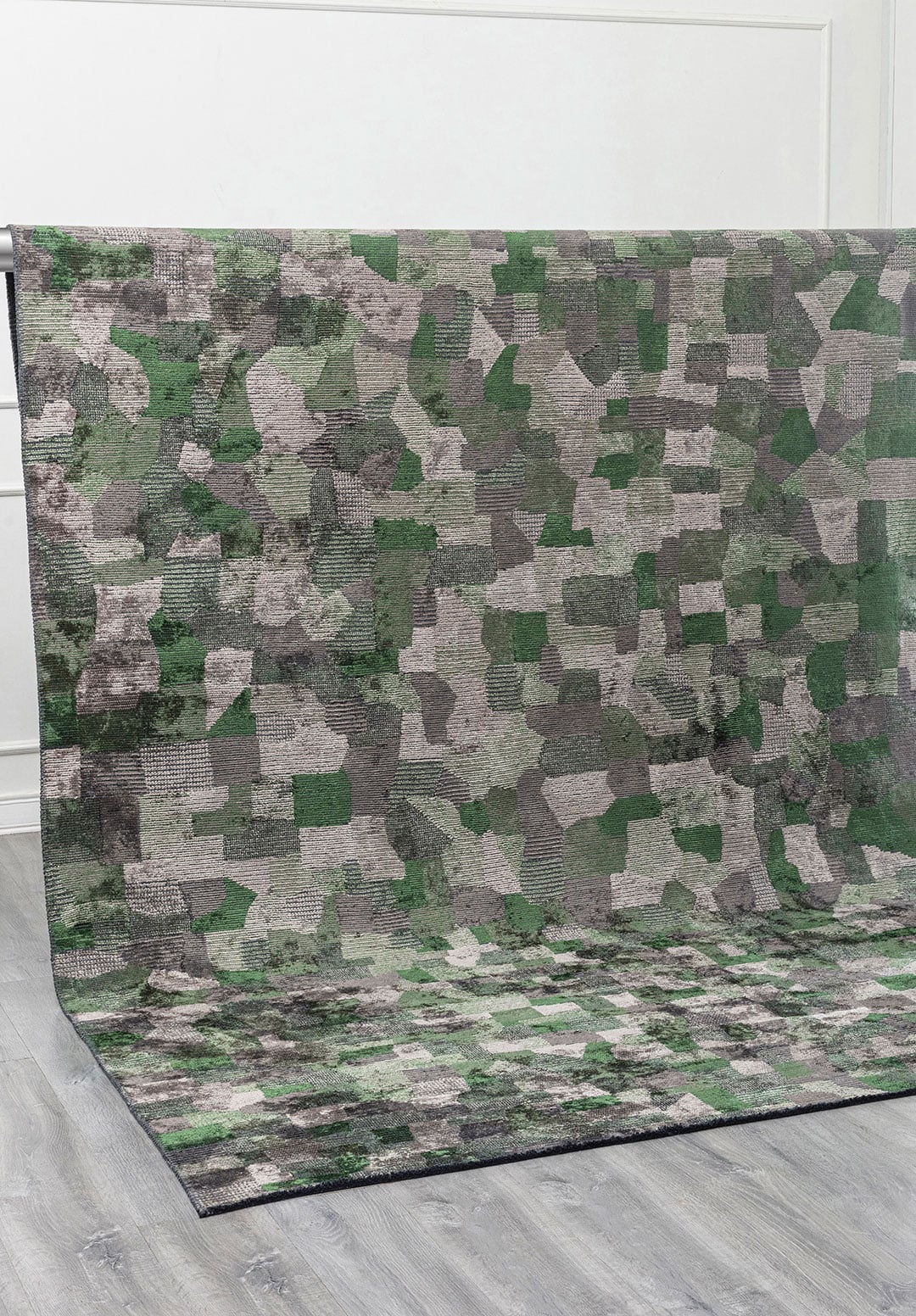 DUNE BEIGE - ANTHRACITE - FOREST GREEN RUG - 4