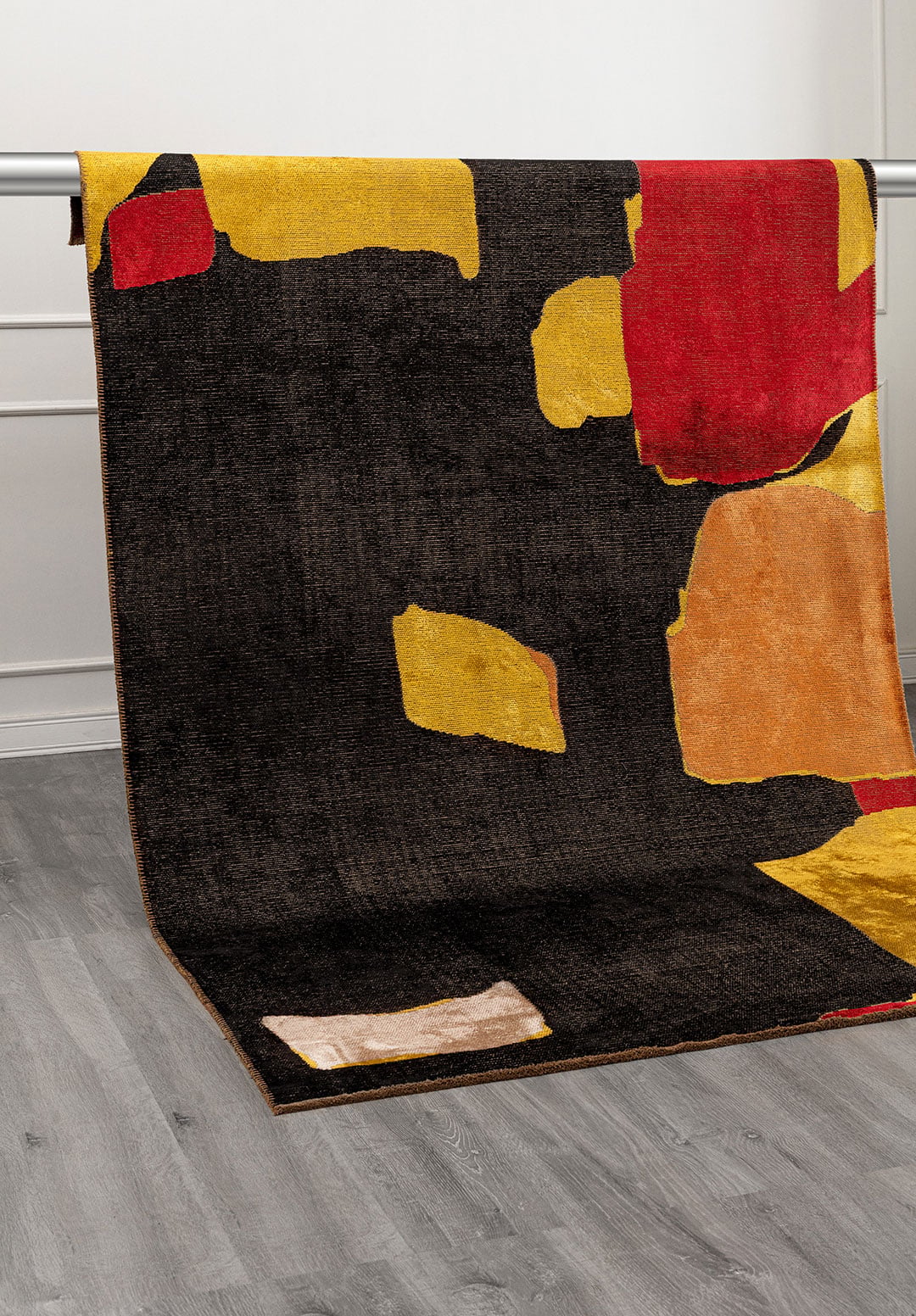 EUPHORIA YELLOW - BONE - RED - TERRA - BLACK RUG - 4